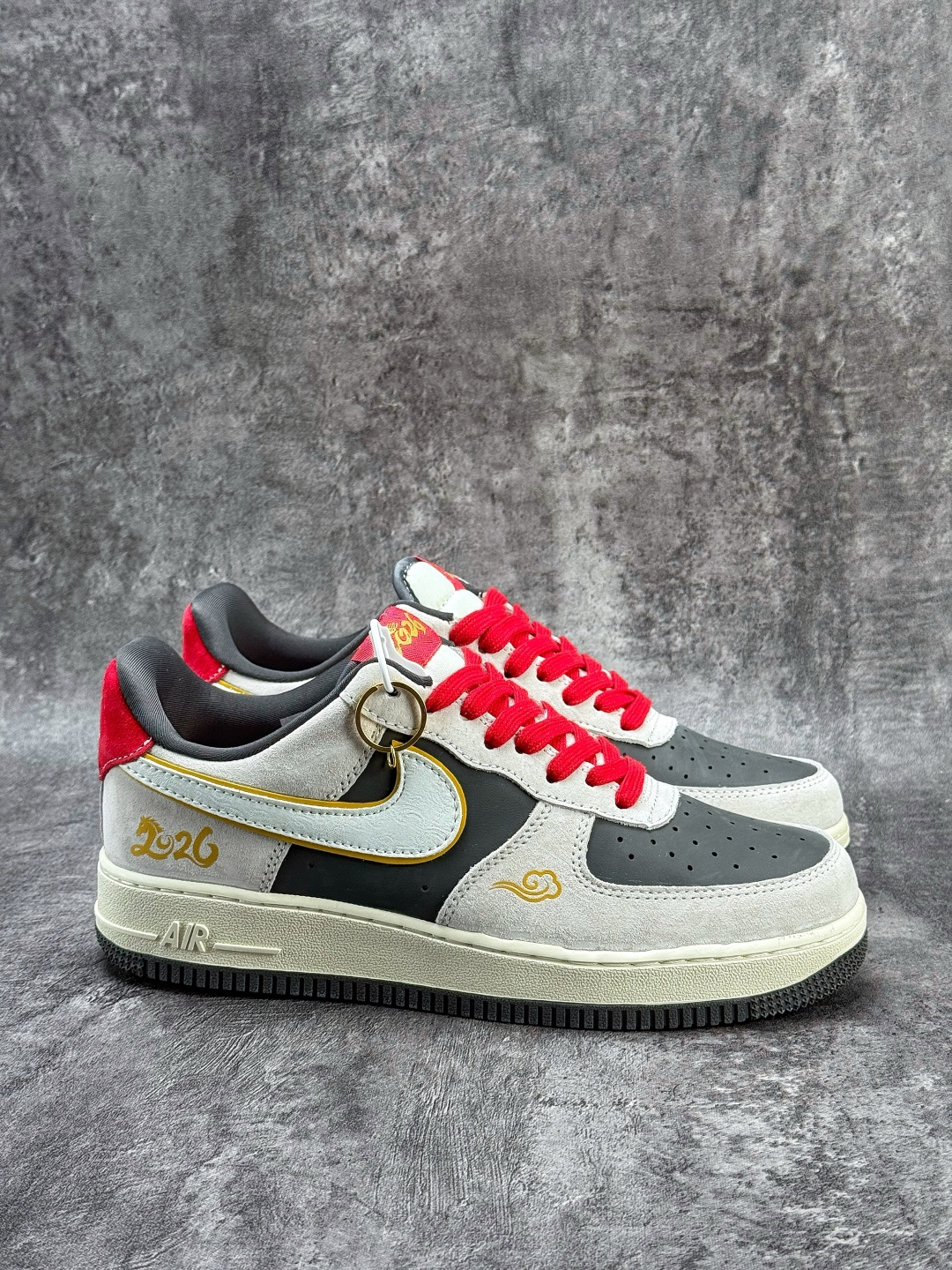 Nike Air Force 1 Low 07 马年限定 灰白红 KD1688-006
