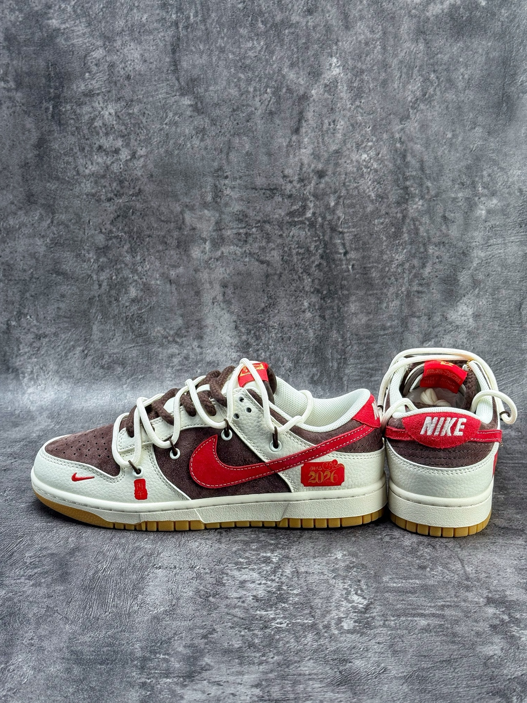 Nike SB Dunk Low 马年限定 白棕红小勾 YX5066-C66