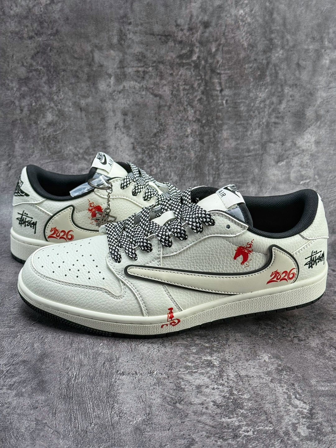 Travis Scott x Nike Air Jordan 1 Low x Stussy 马年限定 Air Jordan 1 Low 反转白黑满天星倒钩 纯原版本 CS5288-703