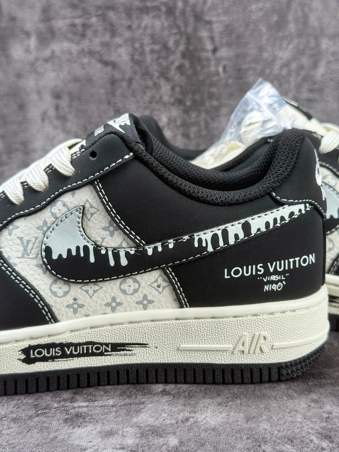 Nike Air Force 1 Low 07 x Louis Vuitton 黑白 KG6699-F30-High Quatity Cheap Brand wholesale wholesaler seller Clothes Bags handbags Sneakers Top Fashion Clothing Shoes from China Factory Chinese suppliers best Quality Beautiful Price Nike Air Force 1 Low 07 x Louis Vuitton 黑白 KG6699-F30