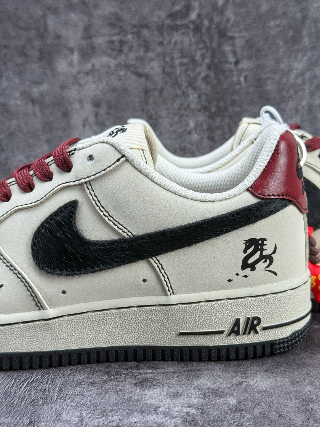 Nike Air Force 1 Low 07 马年限定 白黑红小勾 IB4607-171-High Quatity Cheap Brand wholesale wholesaler seller Clothes Bags handbags Sneakers Top Fashion Clothing Shoes from China Factory Chinese suppliers best Quality Beautiful Price Nike Air Force 1 Low 07 马年限定 白黑红小勾 IB4607-171