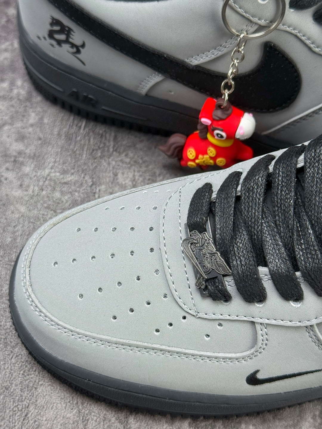 Nike Air Force 1 Low 07 马年限定 灰黑小勾 IH1401-100
