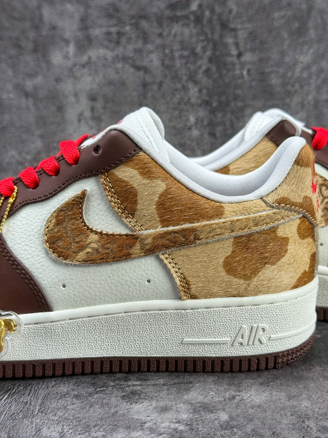 Nike Air Force 1 Low 07 棕白红 IQ1119-100