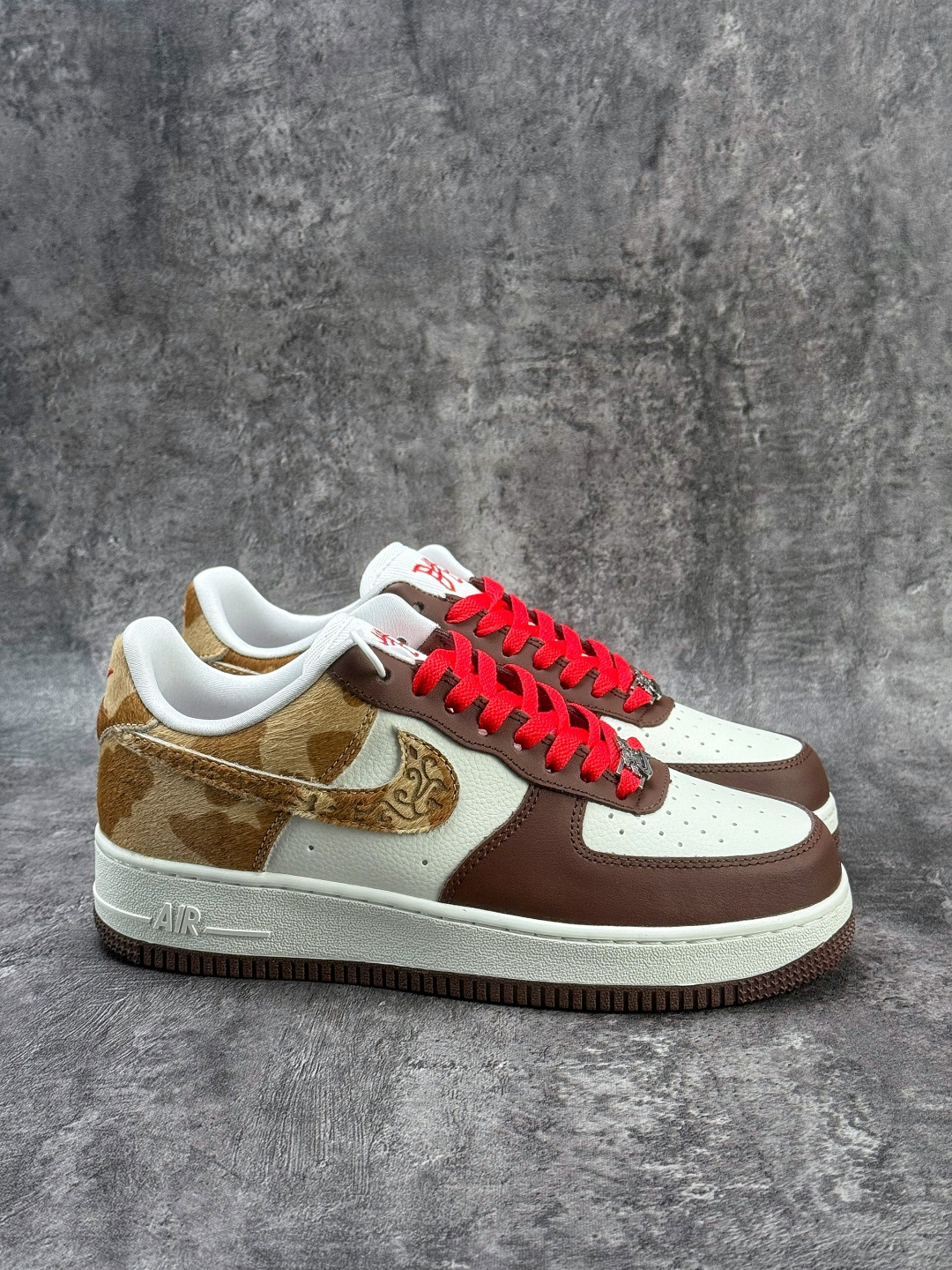 Nike Air Force 1 Low 07 棕白红 IQ1119-100