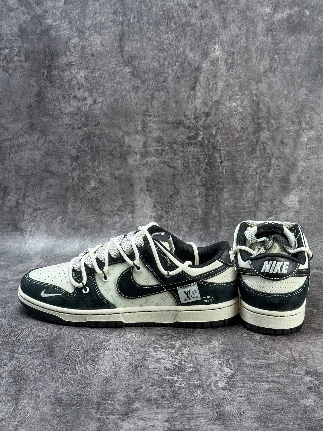 Nike SB Dunk Low x Louis Vuitton 黑白小勾满天星 YX5066-396