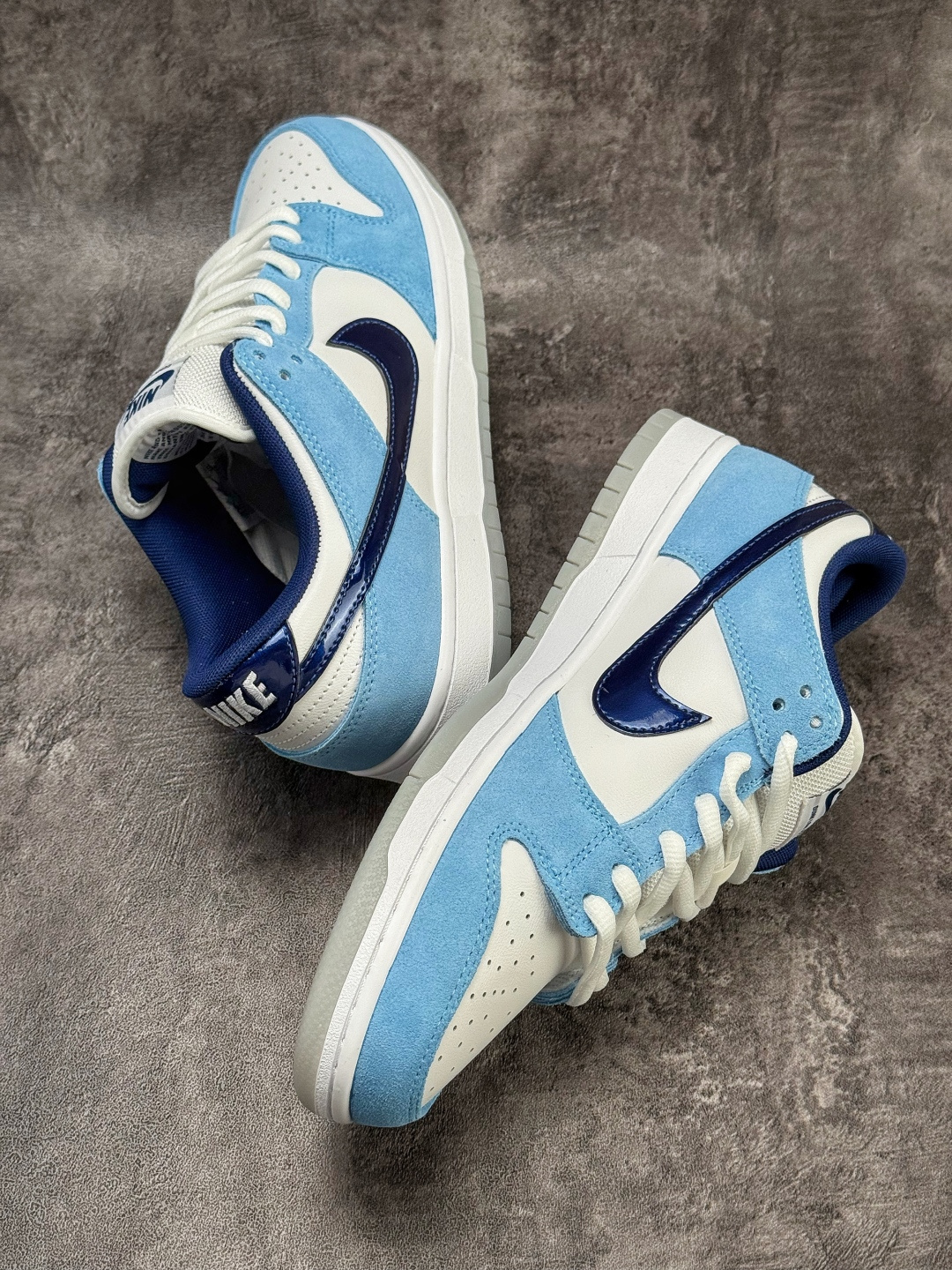 NIKE SB Dunk Low PRO 蓝白 BP0508-038