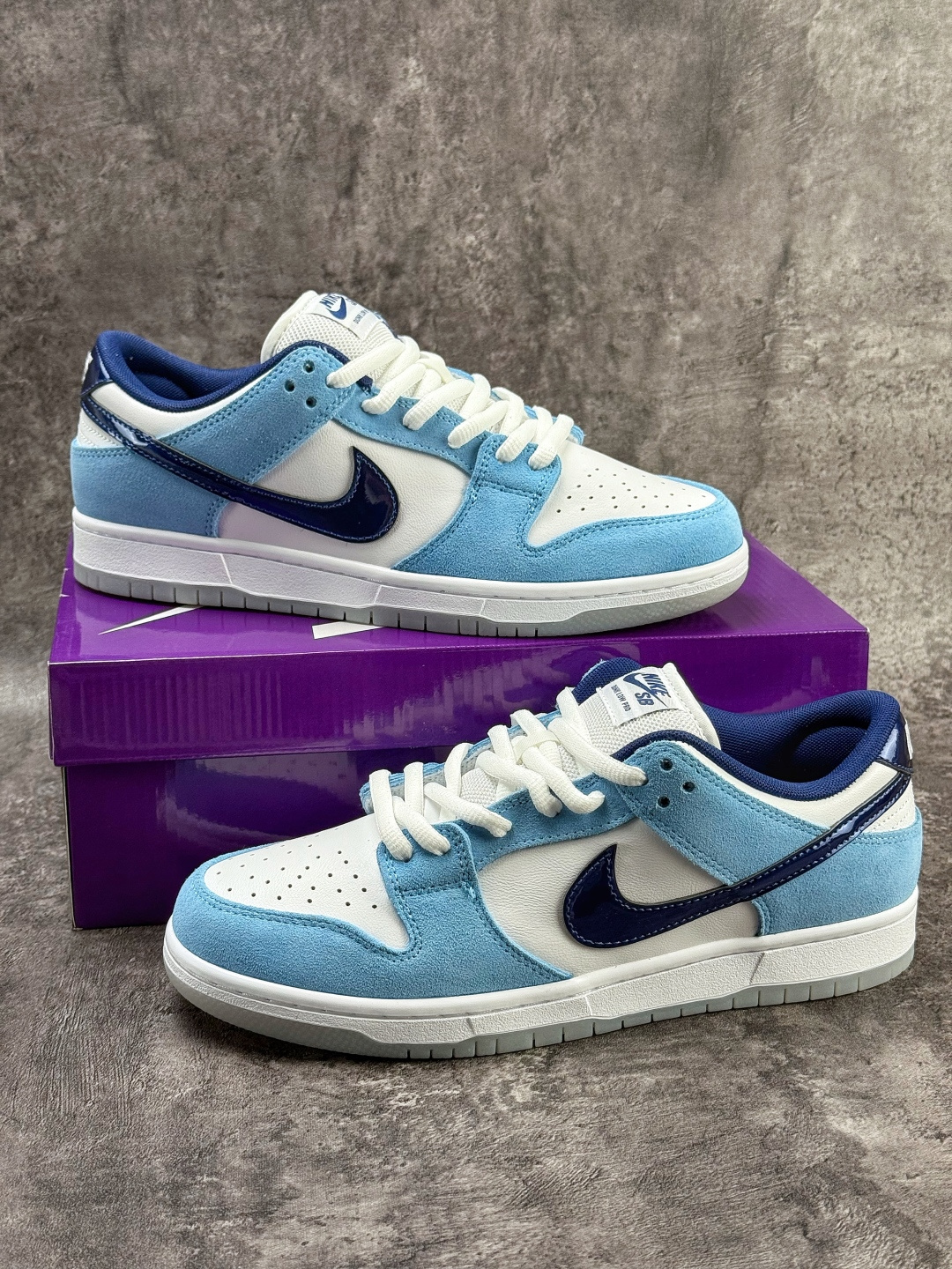 NIKE SB Dunk Low PRO 蓝白 BP0508-038