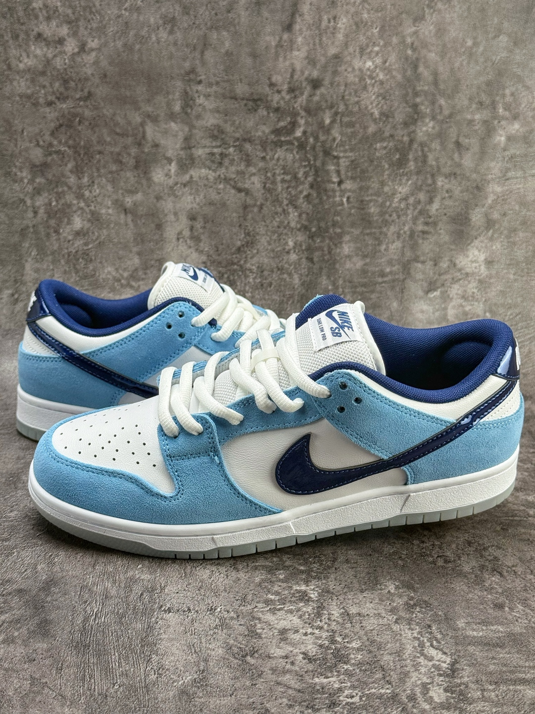 NIKE SB Dunk Low PRO 蓝白 BP0508-038