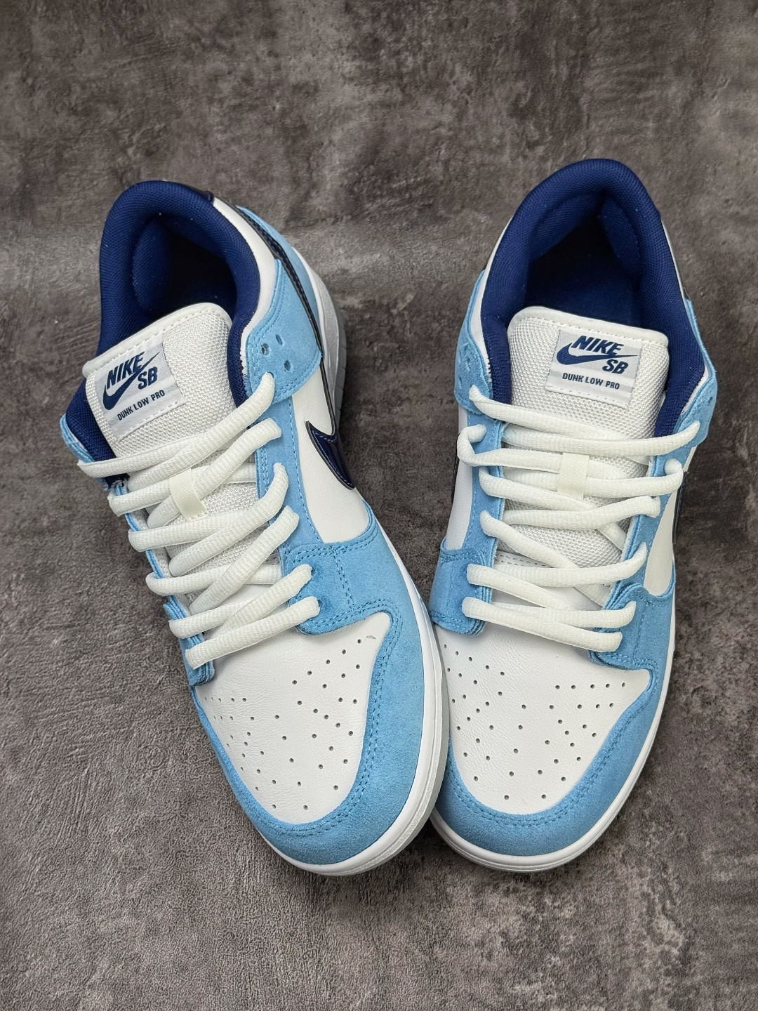 NIKE SB Dunk Low PRO 蓝白 BP0508-038