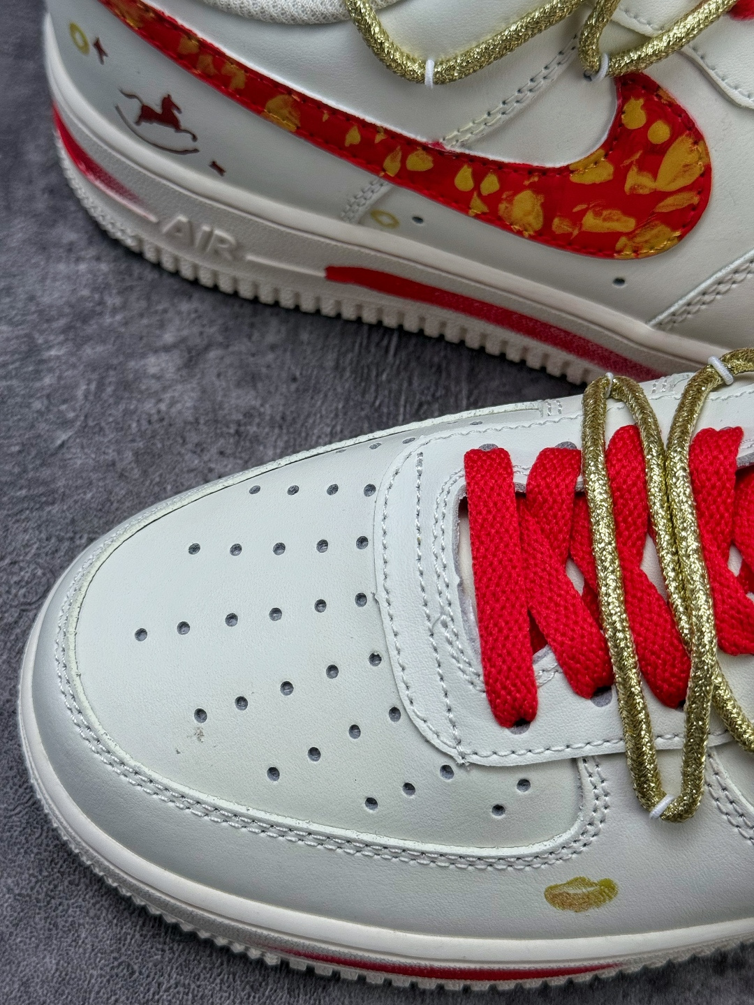 Nike Air Force 1 Low 07 马年限定 白红 SD2023-402