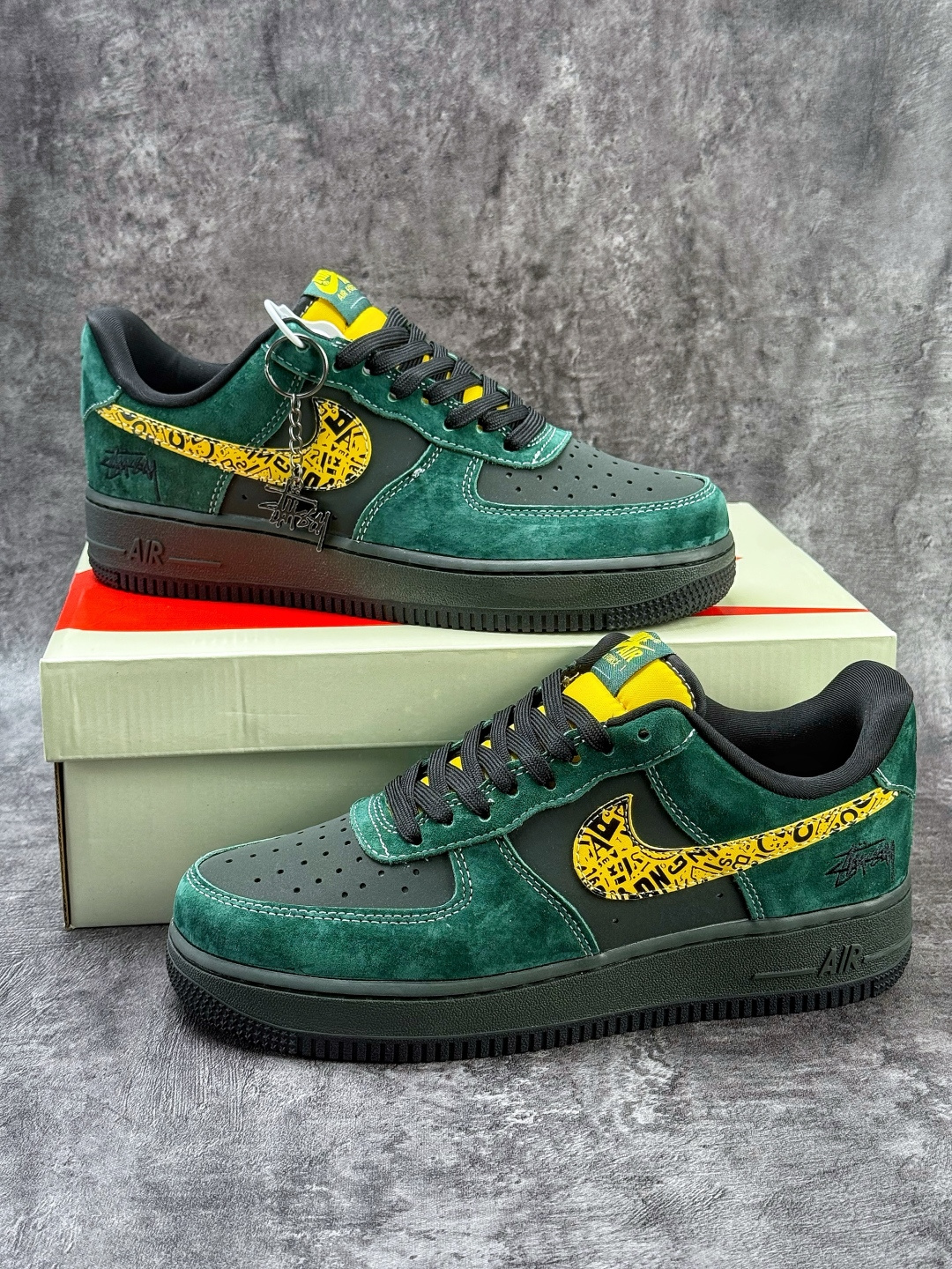 Nike Air Force 1 Low 07 x Stussy 绿灰黄 XL1979-137