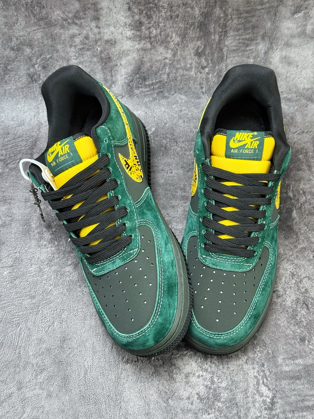 Nike Air Force 1 Low 07 x Stussy 绿灰黄 XL1979-137