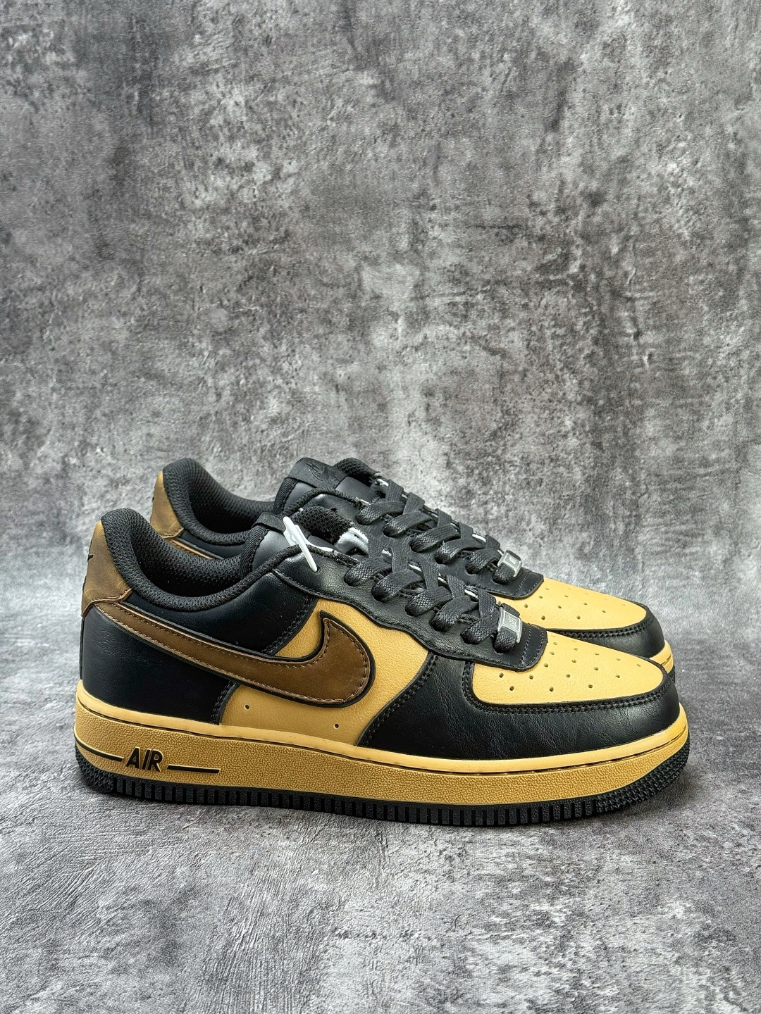 Nike Air Force 1 Low 07 黑棕 FB8878-200-High Quatity Cheap Brand wholesale wholesaler seller Clothes Bags handbags Sneakers Top Fashion Clothing Shoes from China Factory Chinese suppliers best Quality Beautiful Price Nike Air Force 1 Low 07 黑棕 FB8878-200