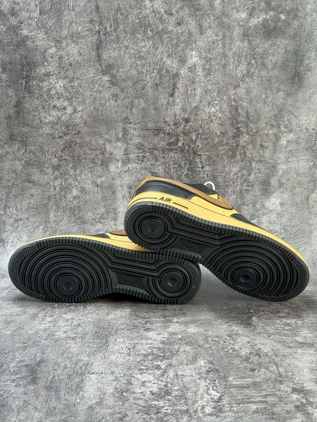 Nike Air Force 1 Low 07 黑棕 FB8878-200-High Quatity Cheap Brand wholesale wholesaler seller Clothes Bags handbags Sneakers Top Fashion Clothing Shoes from China Factory Chinese suppliers best Quality Beautiful Price Nike Air Force 1 Low 07 黑棕 FB8878-200