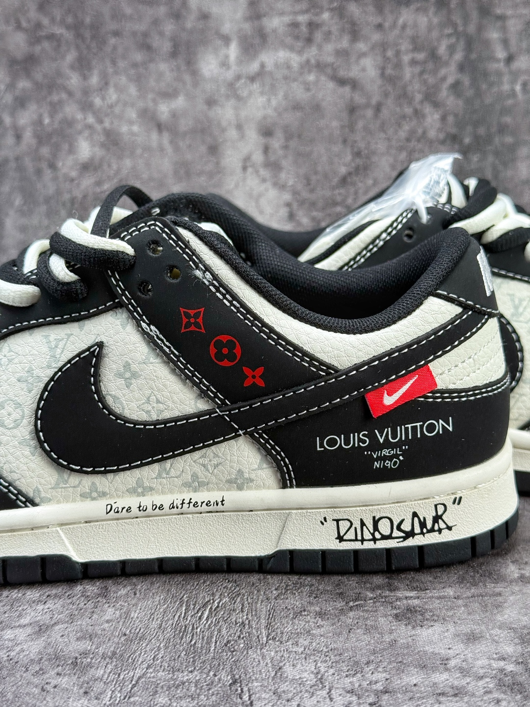 Nike SB Dunk Low x Louis Vuitton 黑白 KG6699-F25