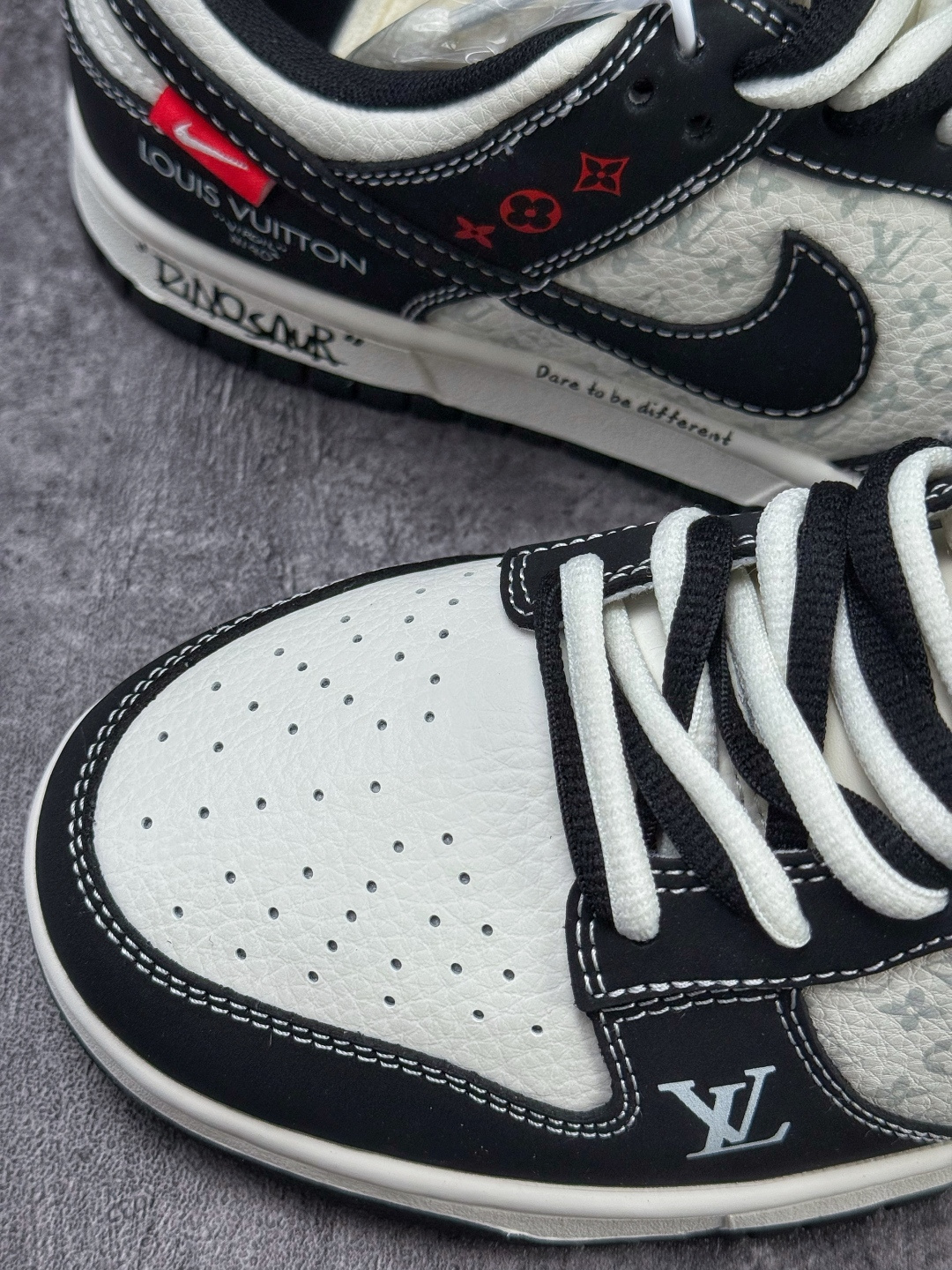 Nike SB Dunk Low x Louis Vuitton 黑白 KG6699-F25