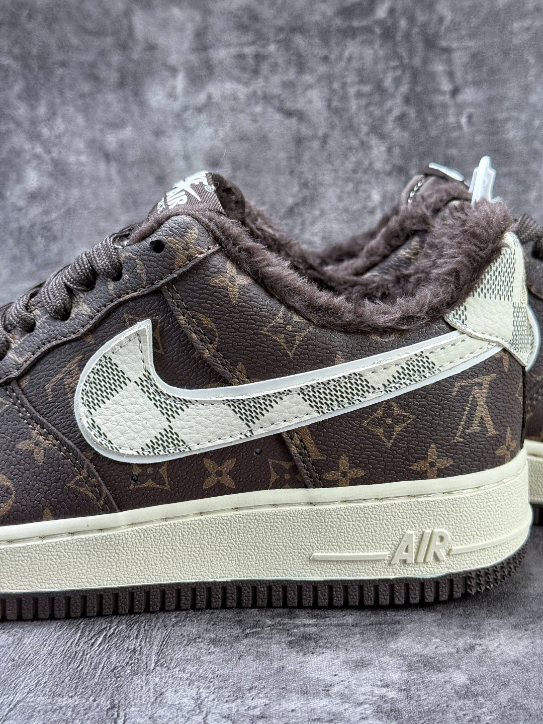 Nike Air Force 1 Low 07 x Louis Vuitton 棕白 XL1979-136