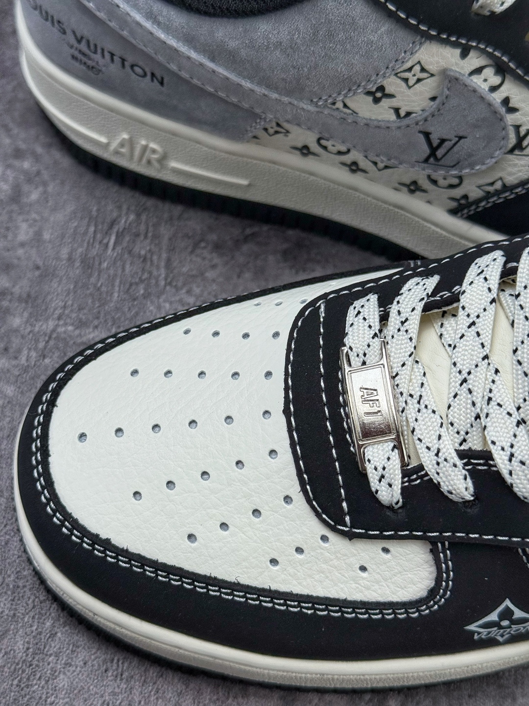 Nike Air Force 1 Low 07 x Louis Vuitton 黑白灰 KG6699-F28
