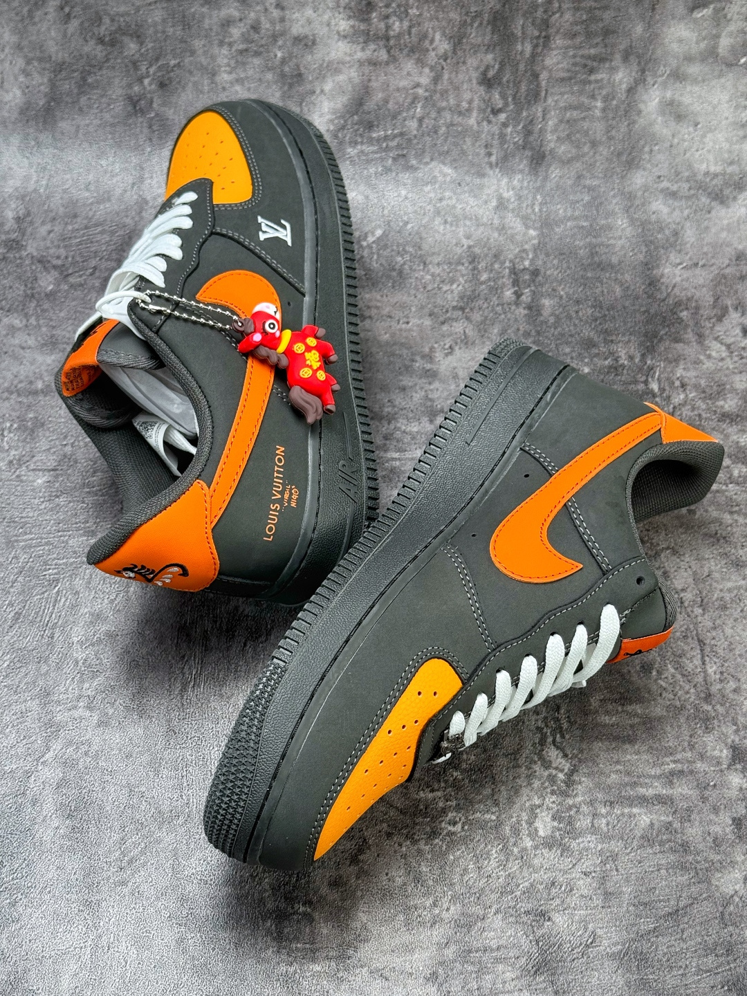 Nike Air Force 1 Low 07 x Louis Vuitton 马年限定 黑橙 XY9025-004-Top High Quatity Cheap Sneakers Fashion Clothing Clothes Bags handbags Shoes of all Brand wholesale With The best Quality And Beautiful Price from China Factory Chinese suppliers wholesaler seller Nike Air Force 1 Low 07 x Louis Vuitton 马年限定 黑橙 XY9025-004