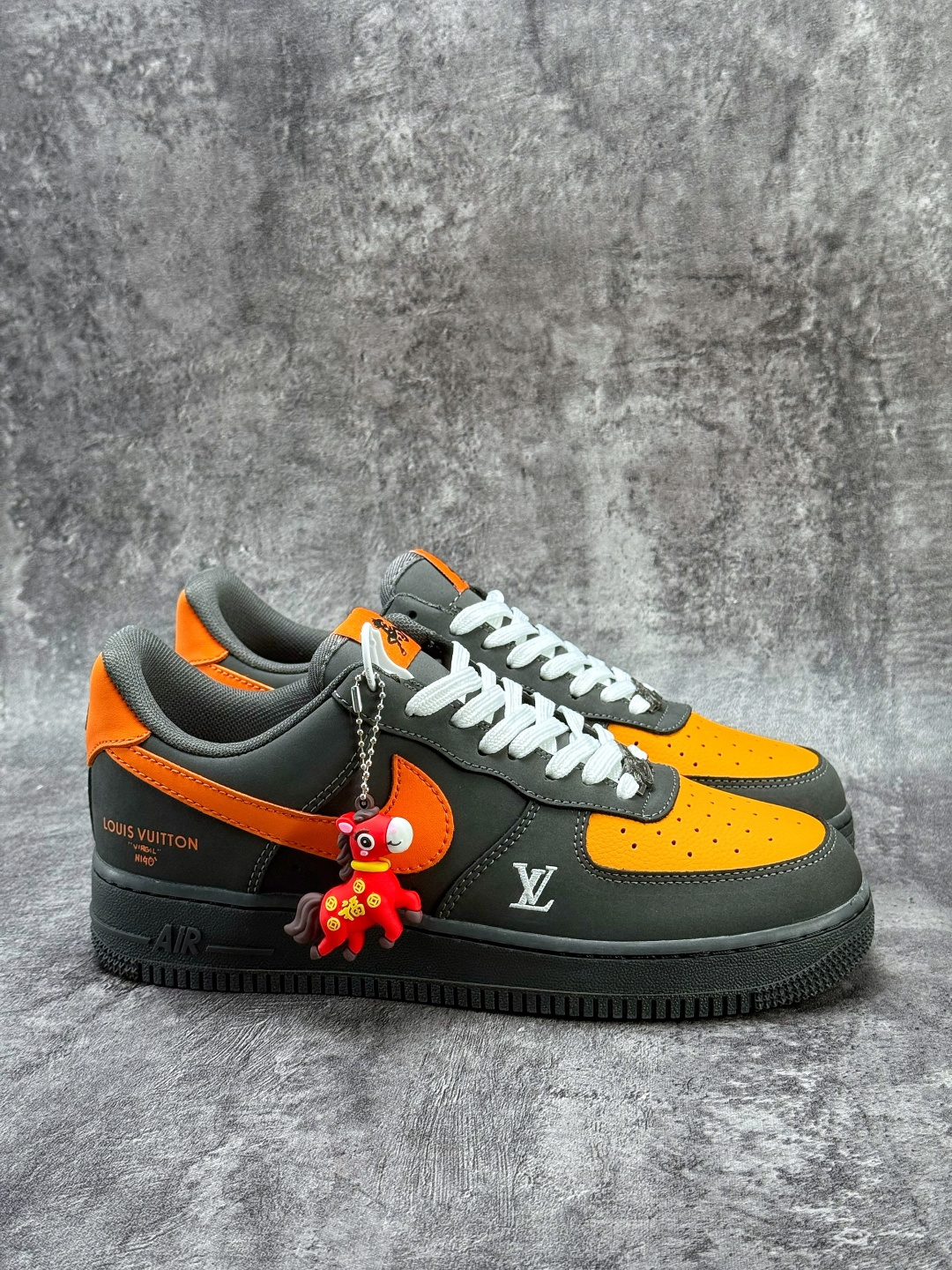 Nike Air Force 1 Low 07 x Louis Vuitton 马年限定 黑橙 XY9025-004-Top High Quatity Cheap Sneakers Fashion Clothing Clothes Bags handbags Shoes of all Brand wholesale With The best Quality And Beautiful Price from China Factory Chinese suppliers wholesaler seller Nike Air Force 1 Low 07 x Louis Vuitton 马年限定 黑橙 XY9025-004