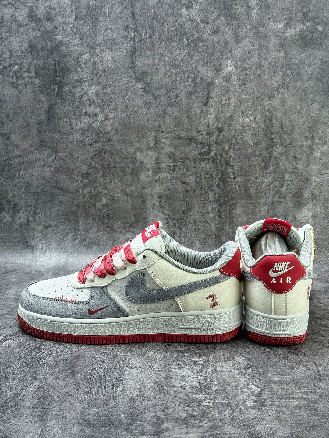 Nike Air Force 1 Low 07 马年限定 灰白红小勾 XT6998-103-Top High Quatity Cheap Sneakers Fashion Clothing Clothes Bags handbags Shoes of all Brand wholesale With The best Quality And Beautiful Price from China Factory Chinese suppliers wholesaler seller Nike Air Force 1 Low 07 马年限定 灰白红小勾 XT6998-103