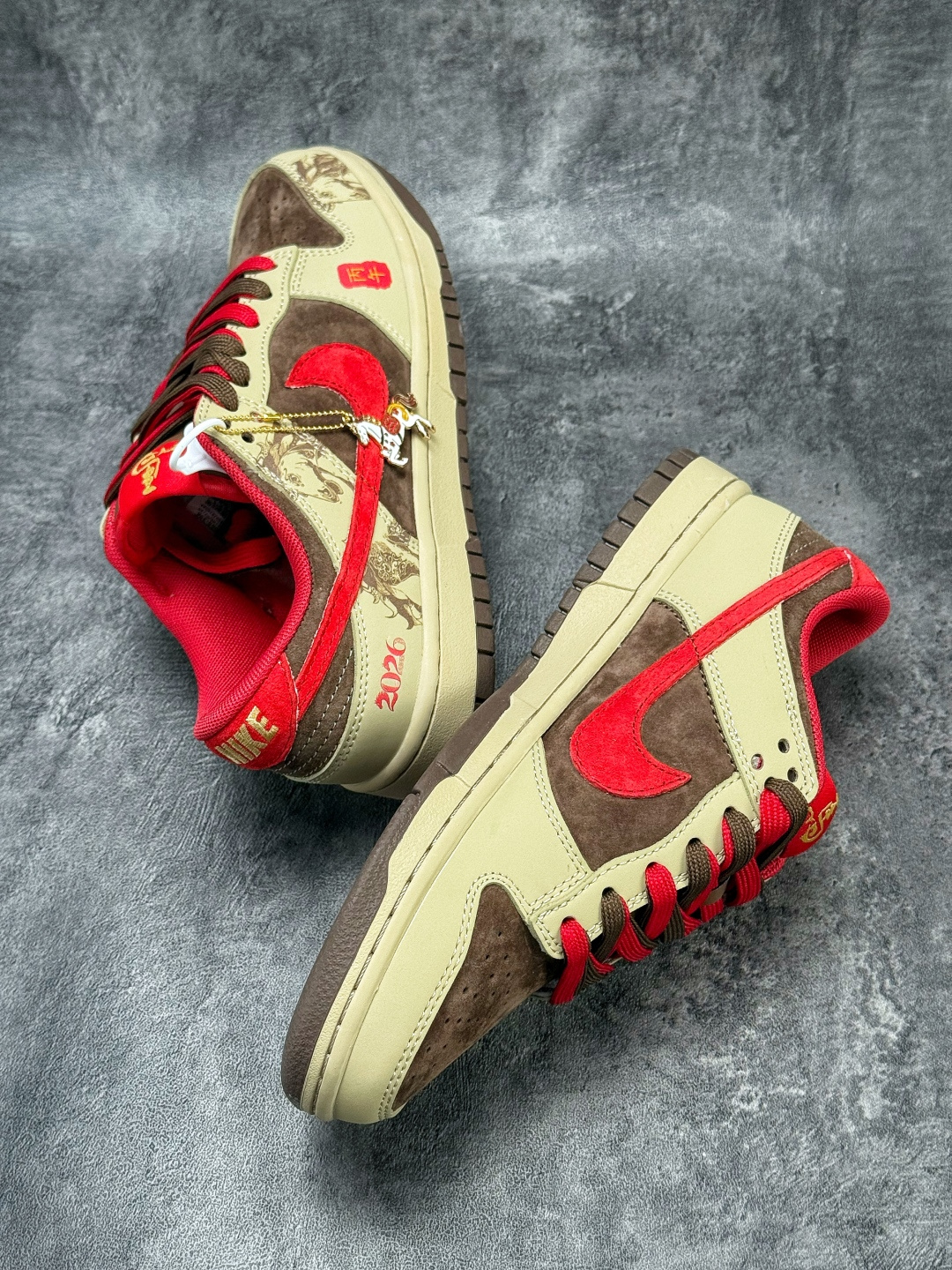 Nike SB Dunk Low 马年限定 棕红 YX5066-398-Top High Quatity Cheap Sneakers Fashion Clothing Clothes Bags handbags Shoes of all Brand wholesale With The best Quality And Beautiful Price from China Factory Chinese suppliers wholesaler seller Nike SB Dunk Low 马年限定 棕红 YX5066-398