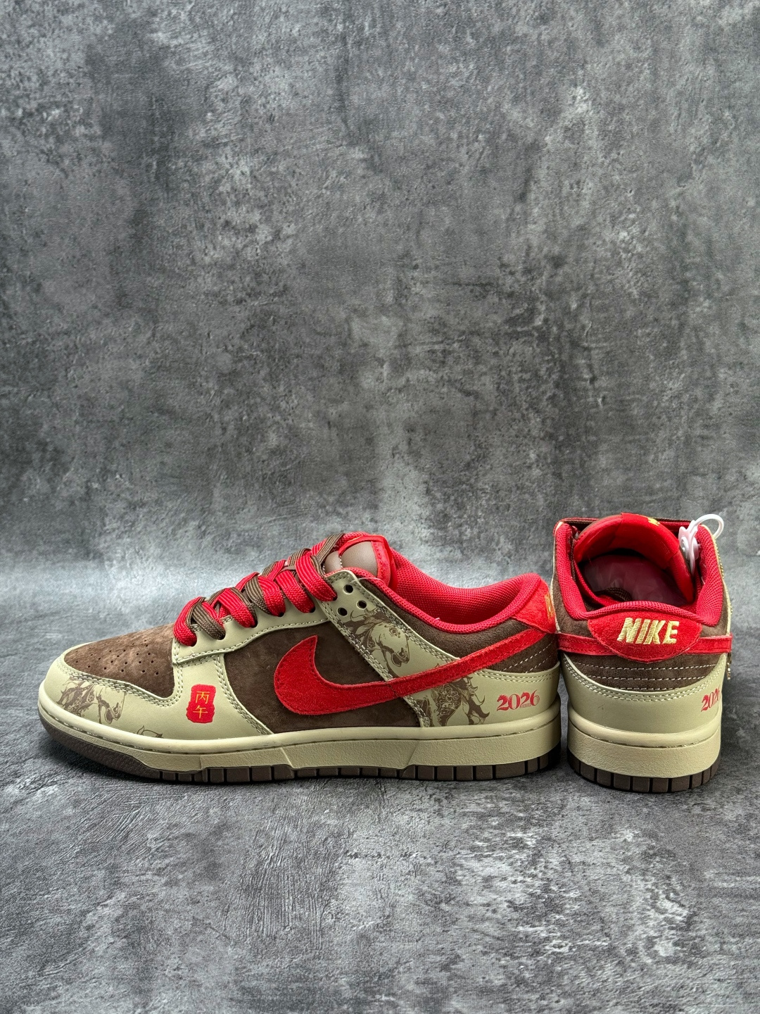 Nike SB Dunk Low 马年限定 棕红 YX5066-398-Top High Quatity Cheap Sneakers Fashion Clothing Clothes Bags handbags Shoes of all Brand wholesale With The best Quality And Beautiful Price from China Factory Chinese suppliers wholesaler seller Nike SB Dunk Low 马年限定 棕红 YX5066-398