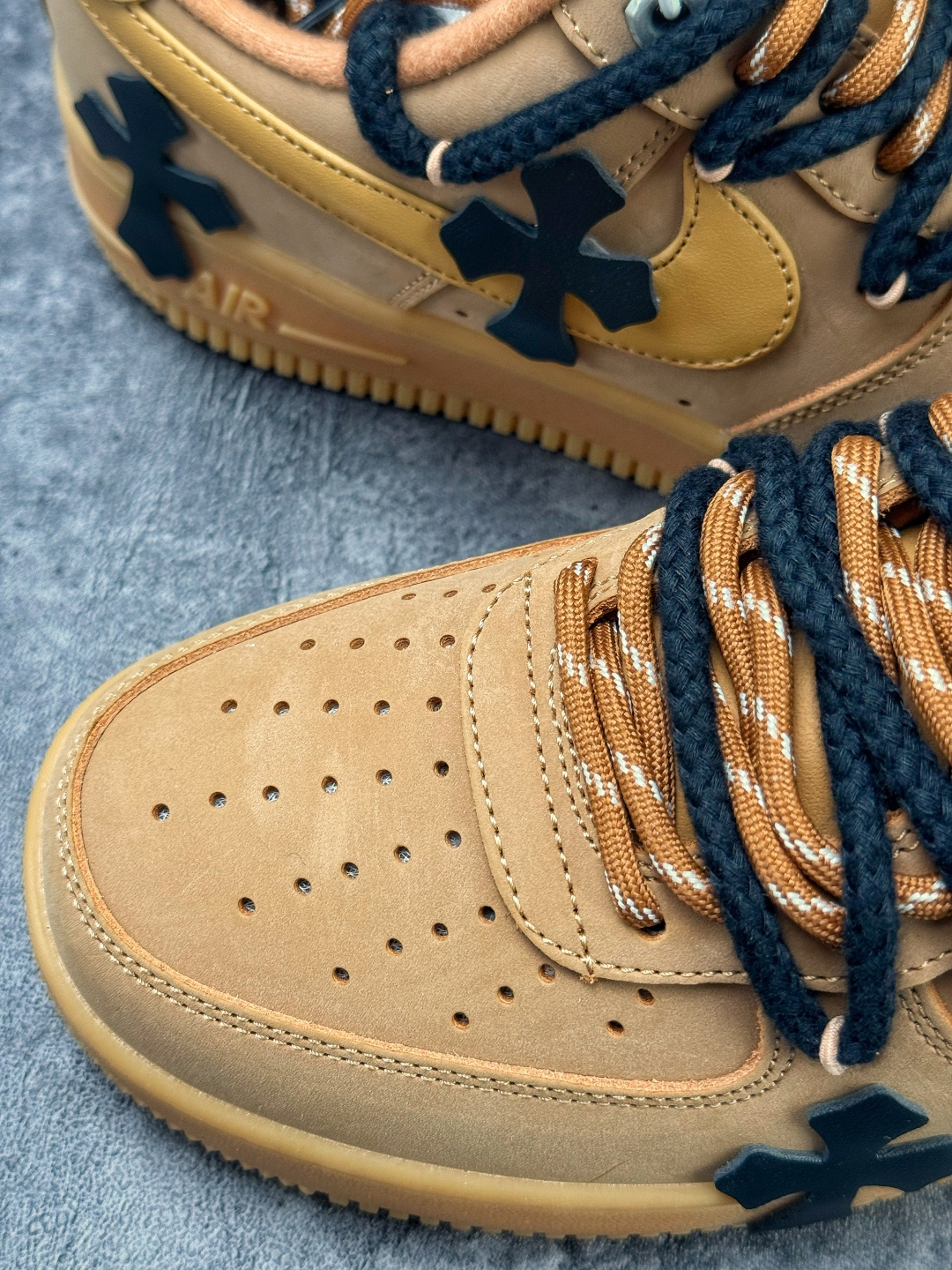 Nike Air Force 1 Low 07 WB 经典麂皮小麦 十字架 CJ9179-200