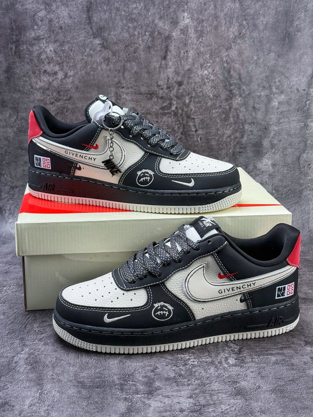 Nike Air Force 1 Low 07 x GIVENCHY 黑白三小勾满天星 XL1979-131-Top High Quatity Cheap Sneakers Fashion Clothing Clothes Bags handbags Shoes of all Brand wholesale With The best Quality And Beautiful Price from China Factory Chinese suppliers wholesaler seller Nike Air Force 1 Low 07 x GIVENCHY 黑白三小勾满天星 XL1979-131