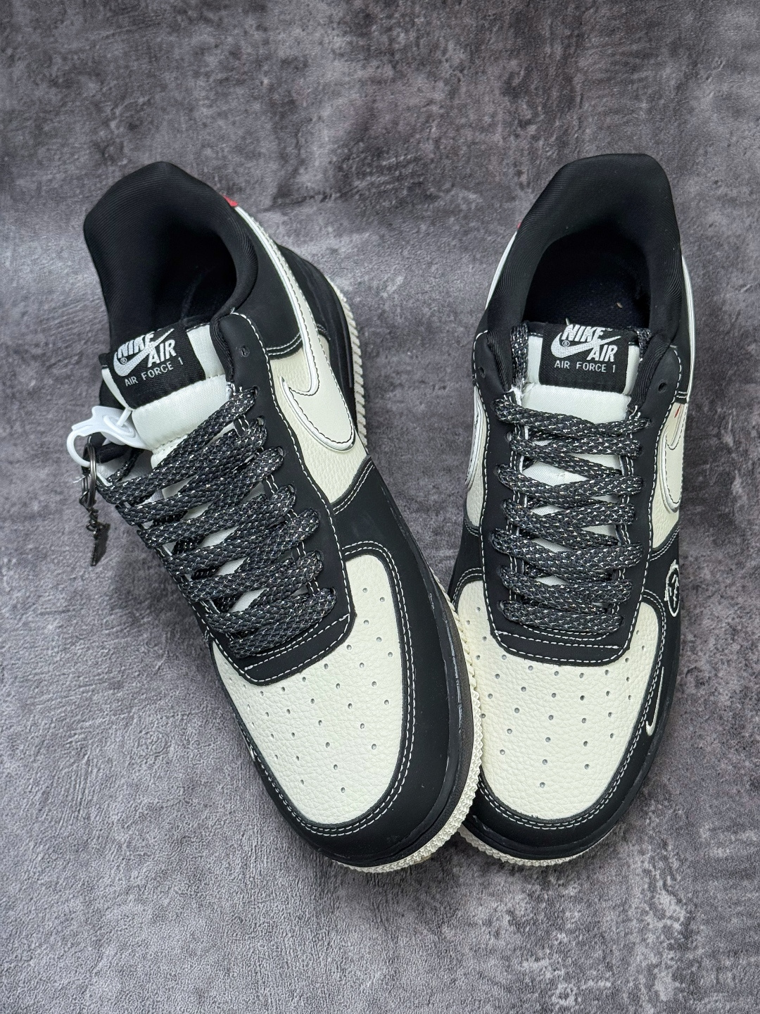 Nike Air Force 1 Low 07 x GIVENCHY 黑白三小勾满天星 XL1979-131-Top High Quatity Cheap Sneakers Fashion Clothing Clothes Bags handbags Shoes of all Brand wholesale With The best Quality And Beautiful Price from China Factory Chinese suppliers wholesaler seller Nike Air Force 1 Low 07 x GIVENCHY 黑白三小勾满天星 XL1979-131