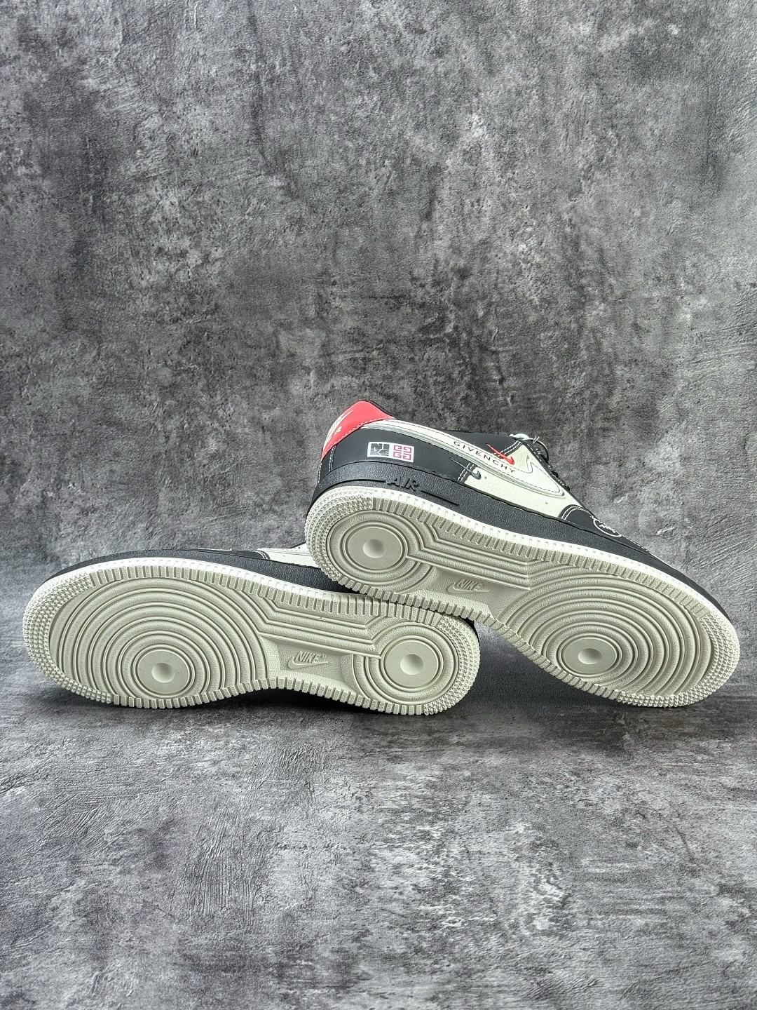 Nike Air Force 1 Low 07 x GIVENCHY 黑白三小勾满天星 XL1979-131-Top High Quatity Cheap Sneakers Fashion Clothing Clothes Bags handbags Shoes of all Brand wholesale With The best Quality And Beautiful Price from China Factory Chinese suppliers wholesaler seller Nike Air Force 1 Low 07 x GIVENCHY 黑白三小勾满天星 XL1979-131