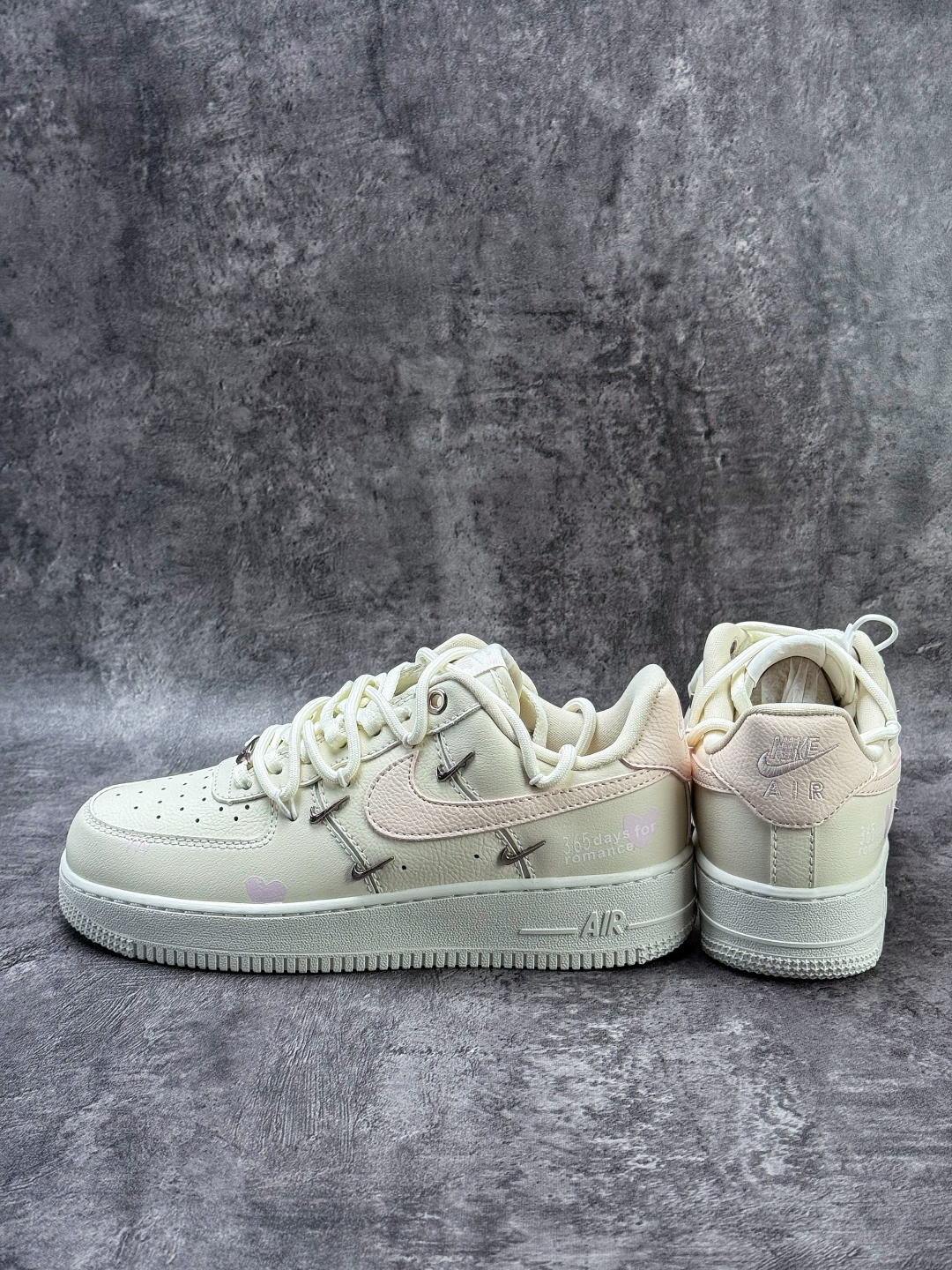 Nike Air Force 1 Low 07 白粉四小勾 FV8110-181-Top High Quatity Cheap Sneakers Fashion Clothing Clothes Bags handbags Shoes of all Brand wholesale With The best Quality And Beautiful Price from China Factory Chinese suppliers wholesaler seller Nike Air Force 1 Low 07 白粉四小勾 FV8110-181