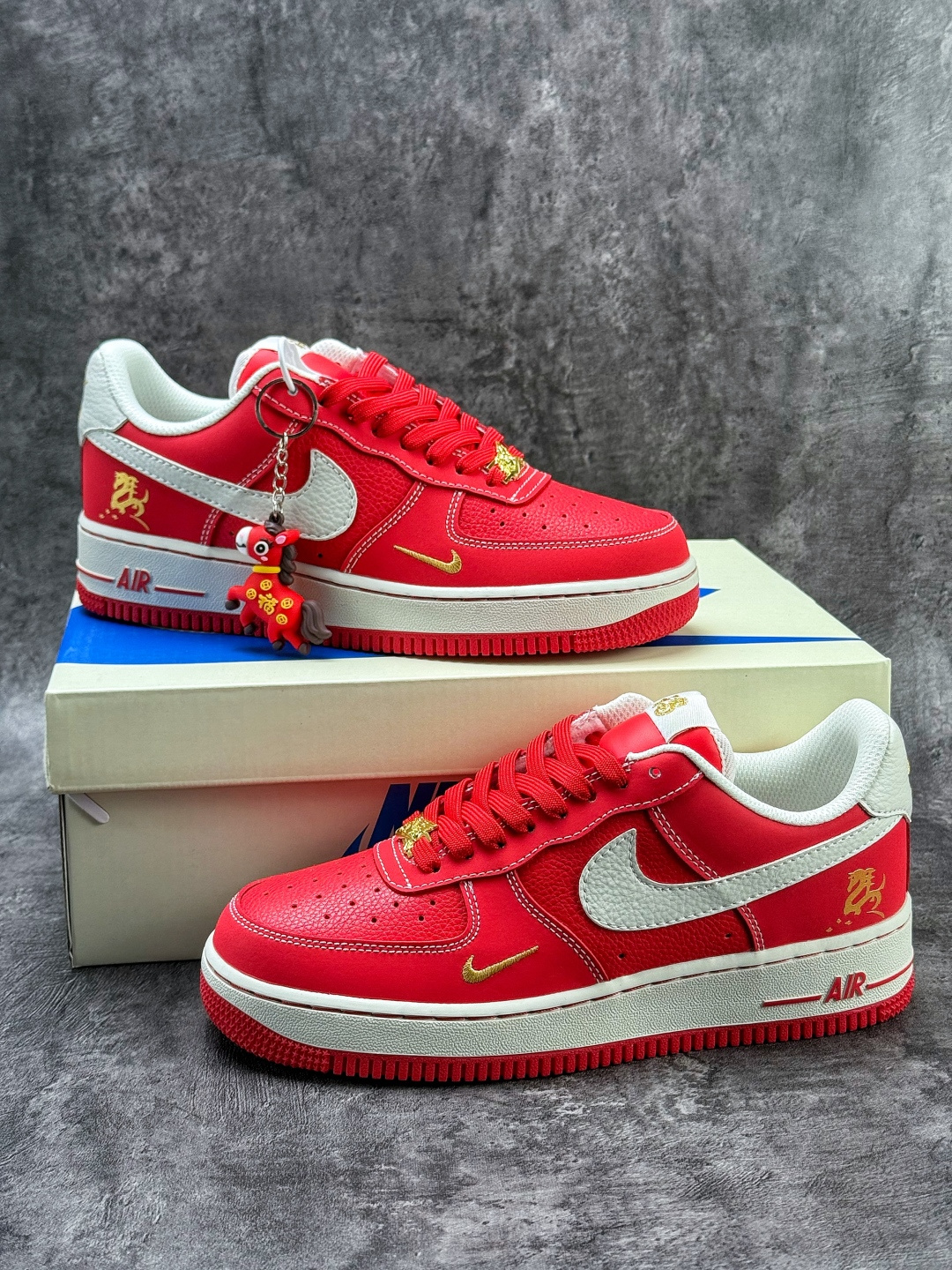 Nike Air Force 1 Low 07 马年限定 红白小勾 NH0601-523-Top High Quatity Cheap Sneakers Fashion Clothing Clothes Bags handbags Shoes of all Brand wholesale With The best Quality And Beautiful Price from China Factory Chinese suppliers wholesaler seller Nike Air Force 1 Low 07 马年限定 红白小勾 NH0601-523