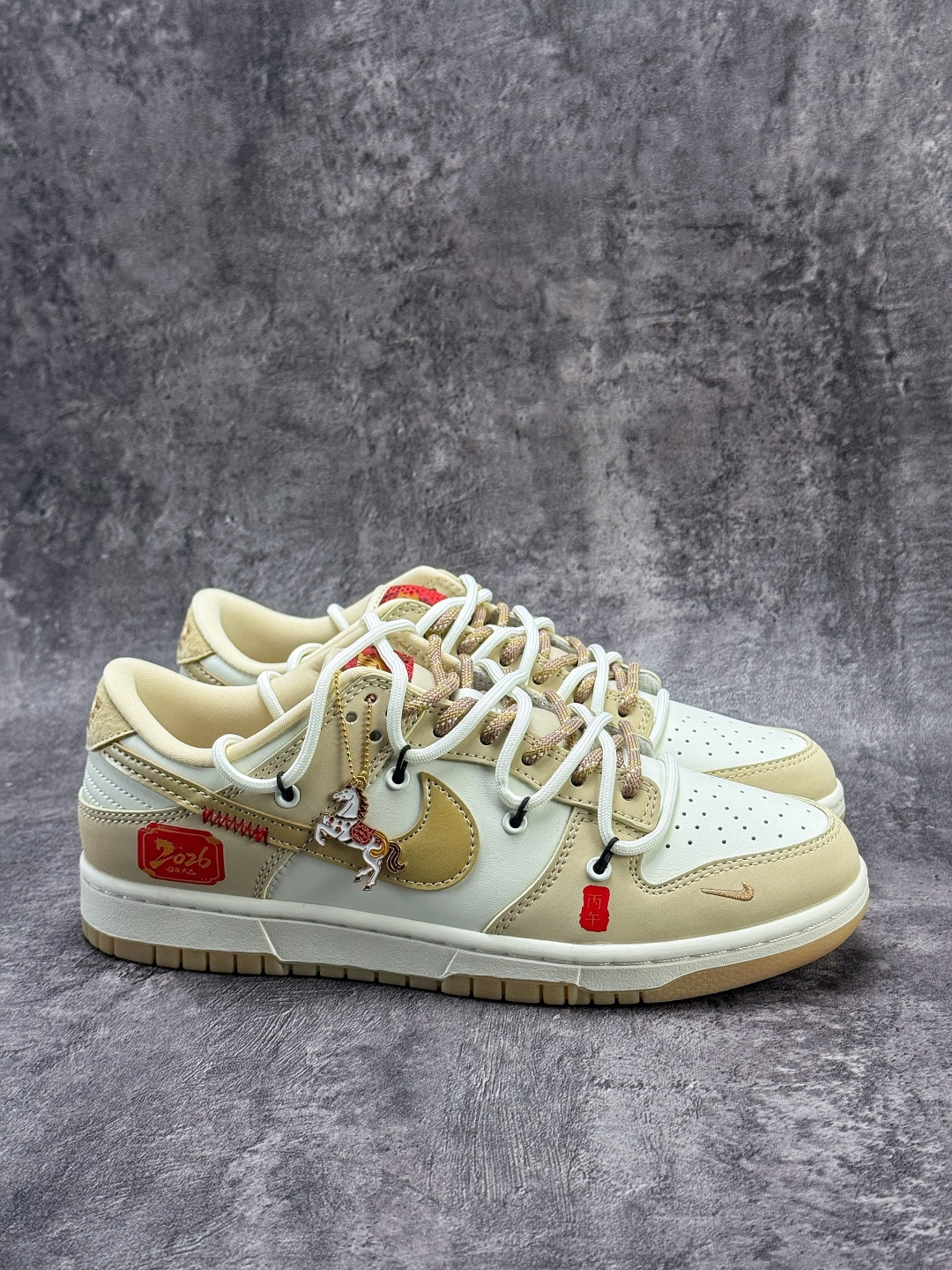 Nike SB Dunk Low 马年限定 棕白小勾 YX5066-C91-Top High Quatity Cheap Sneakers Fashion Clothing Clothes Bags handbags Shoes of all Brand wholesale With The best Quality And Beautiful Price from China Factory Chinese suppliers wholesaler seller Nike SB Dunk Low 马年限定 棕白小勾 YX5066-C91