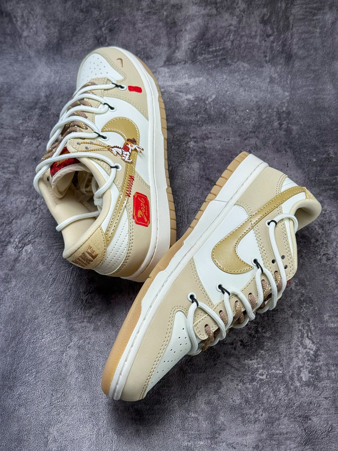 Nike SB Dunk Low 马年限定 棕白小勾 YX5066-C91-Top High Quatity Cheap Sneakers Fashion Clothing Clothes Bags handbags Shoes of all Brand wholesale With The best Quality And Beautiful Price from China Factory Chinese suppliers wholesaler seller Nike SB Dunk Low 马年限定 棕白小勾 YX5066-C91