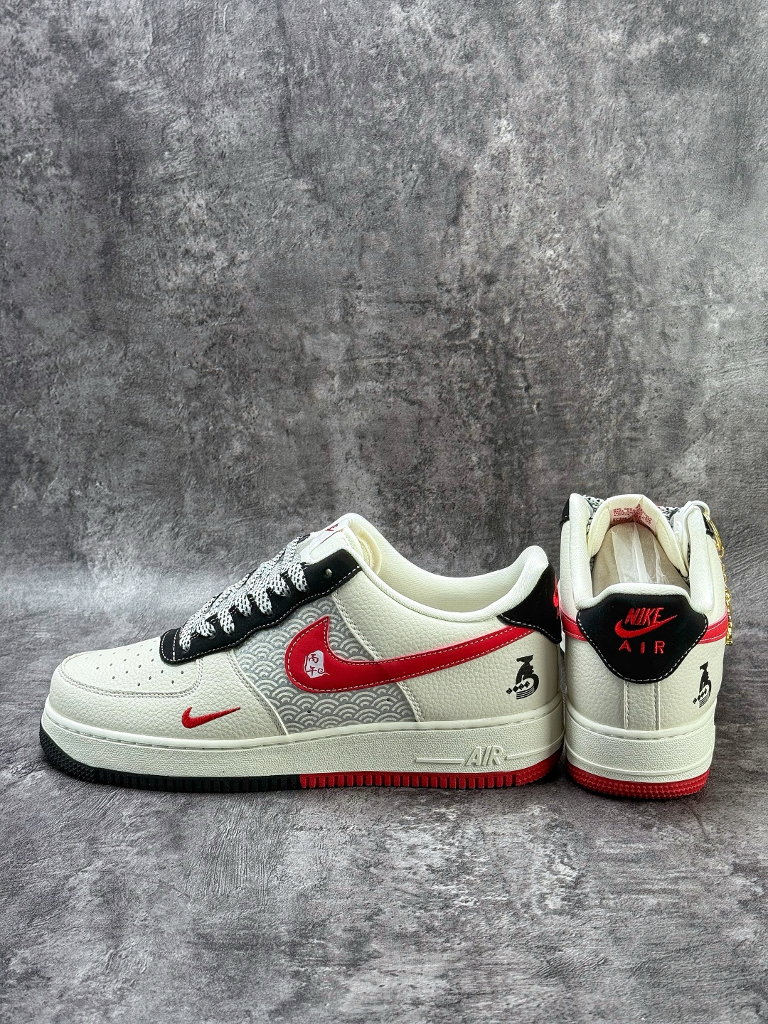 Nike Air Force 1 Low 07 马年限定 白黑红小勾满天星 DQ6628-167