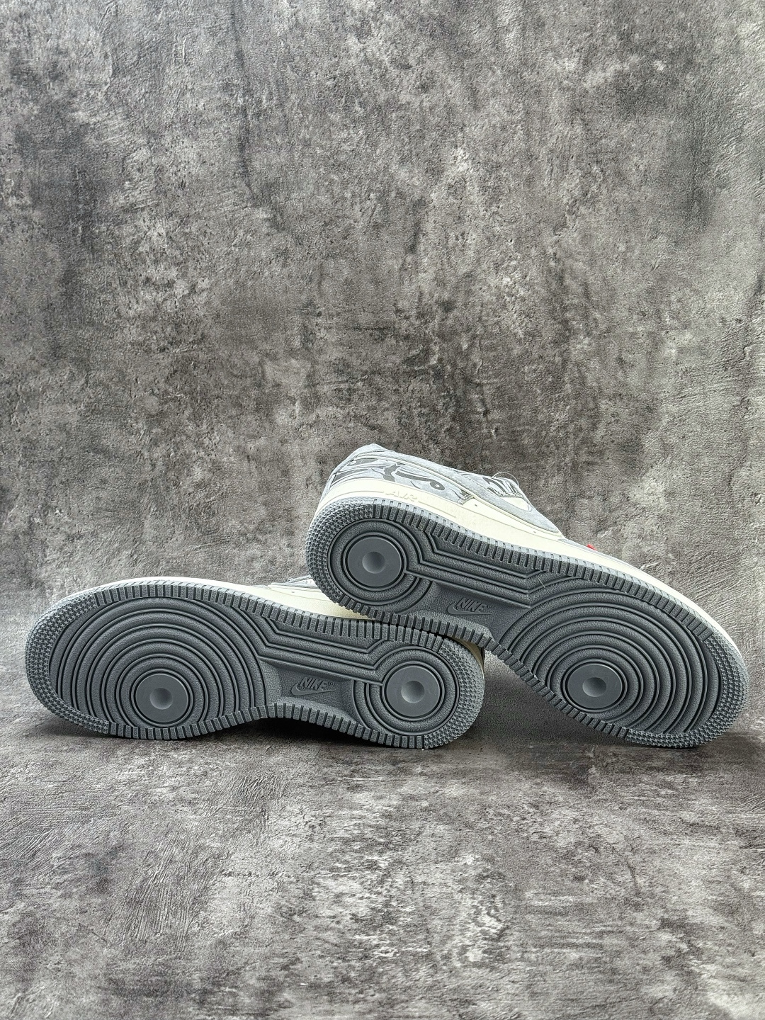 Nike Air Force 1 Low 07 马年限定 灰白 XD6188-056