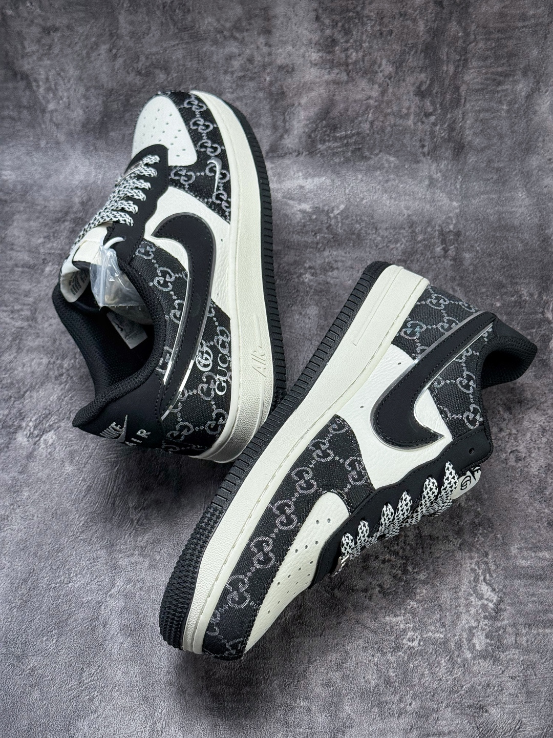 210 Nike Air Force 1 Low 07 x GUCCI 黑白小勾满天星 MM3399-810