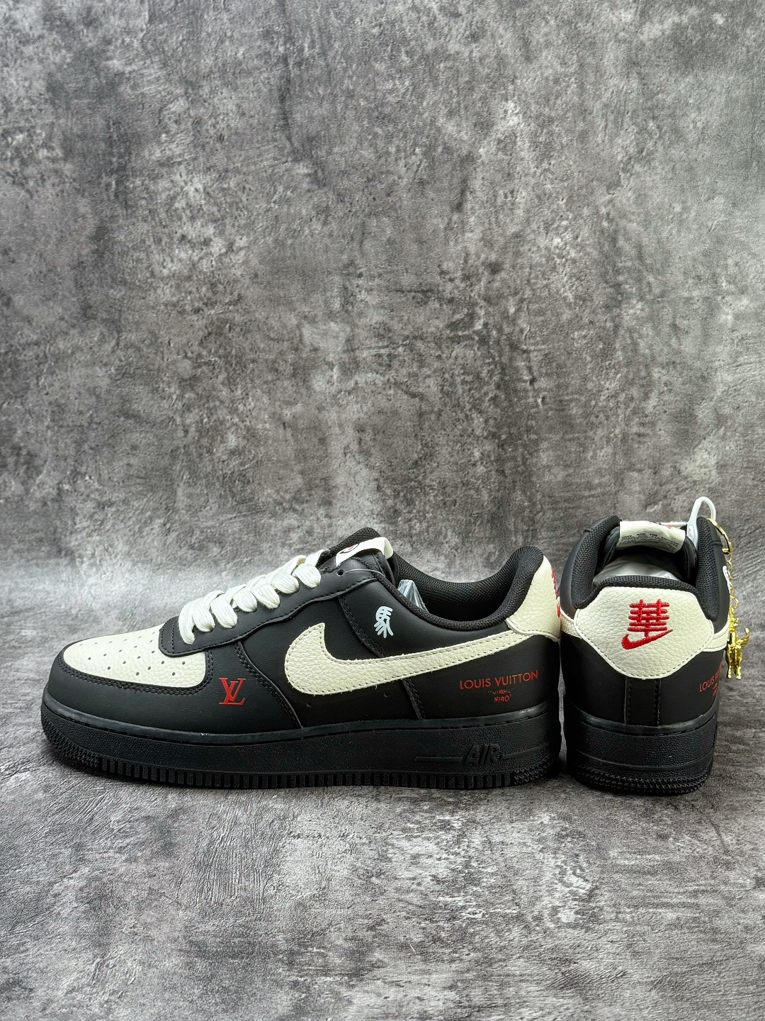 210 Nike Air Force 1 Low 07 马年限定 x Louis Vuitton 黑白 FV3694-104