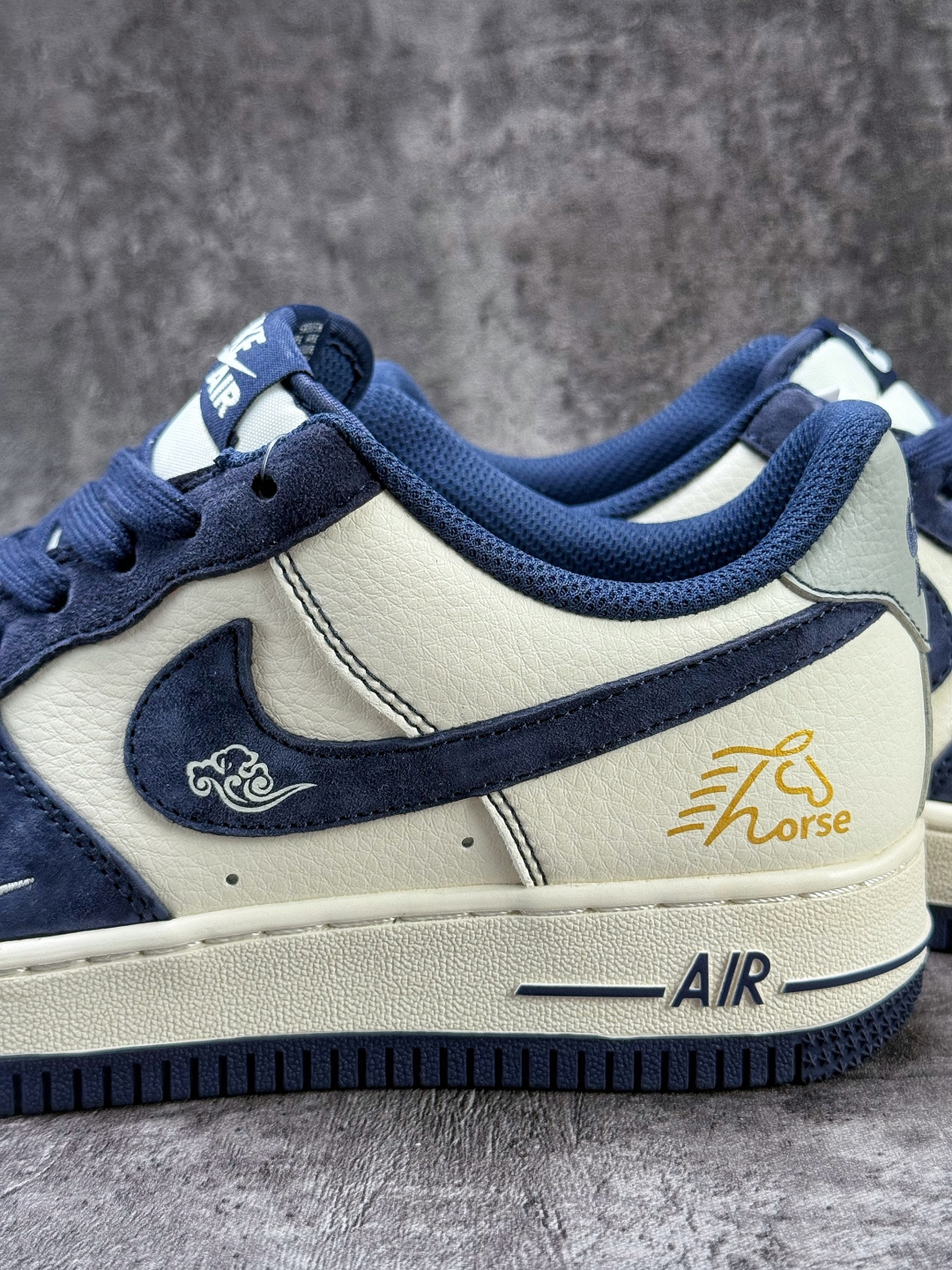 210 Nike Air Force 1 Low 07 马年限定 蓝白小勾 XD0028-013