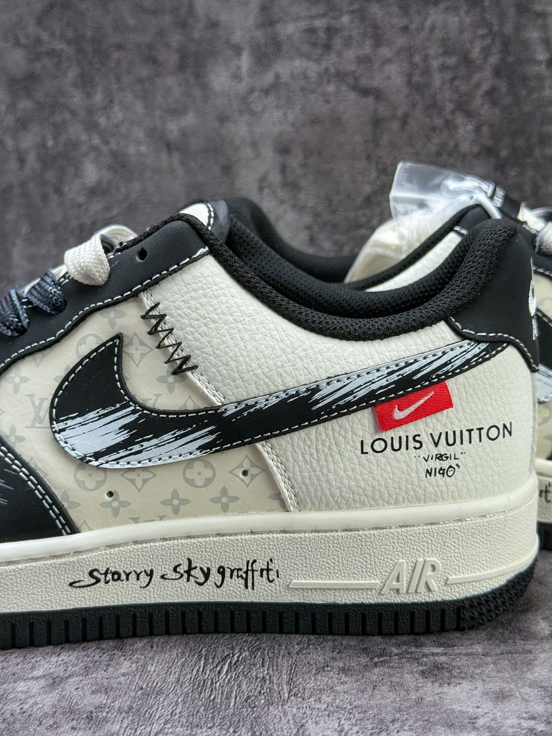 210 Nike Air Force 1 Low 07 x Louis Vuitton 黑白 KG6699-F15-Chinese UA Cheap High Quatity Brand Clothes Bags handbags Sneakers wholesale wholesaler seller from China Factory suppliers Fashion Clothing Shoes best Quality Beautiful Price 210 Nike Air Force 1 Low 07 x Louis Vuitton 黑白 KG6699-F15