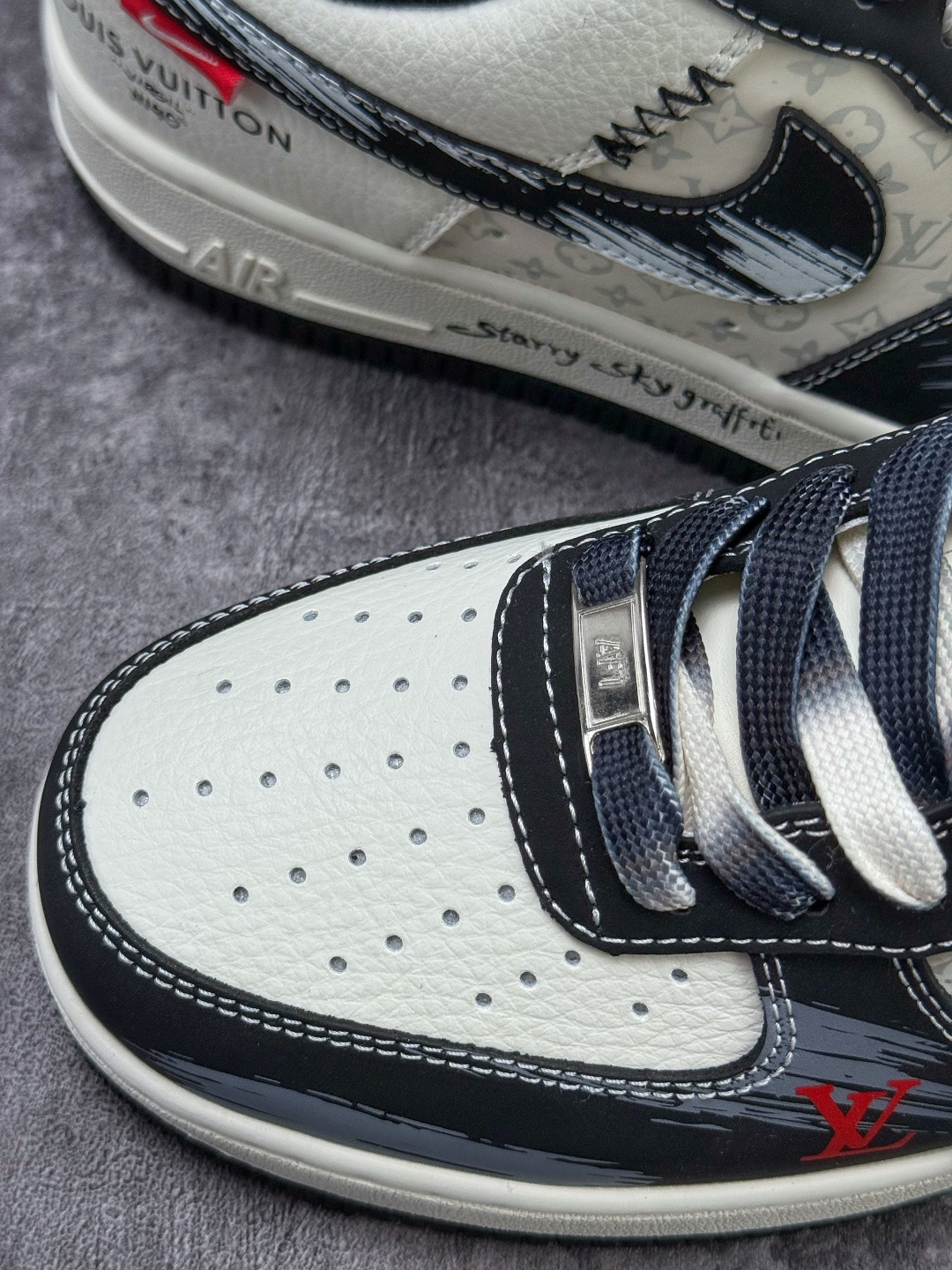 210 Nike Air Force 1 Low 07 x Louis Vuitton 黑白 KG6699-F15-Chinese UA Cheap High Quatity Brand Clothes Bags handbags Sneakers wholesale wholesaler seller from China Factory suppliers Fashion Clothing Shoes best Quality Beautiful Price 210 Nike Air Force 1 Low 07 x Louis Vuitton 黑白 KG6699-F15