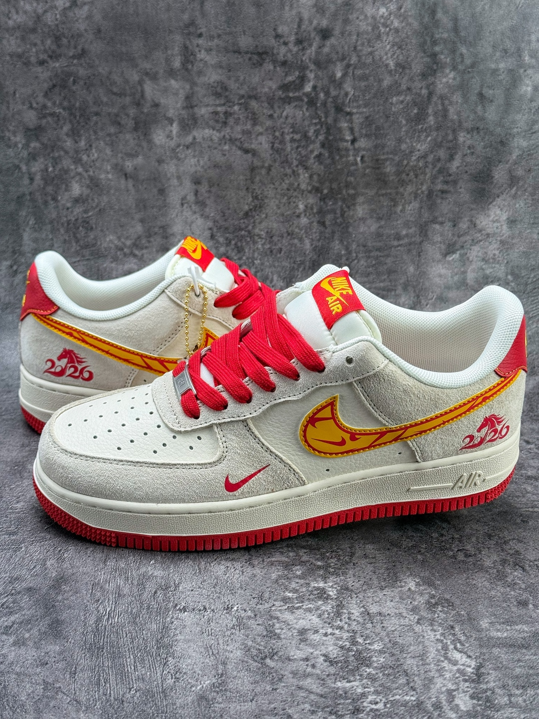 210 Nike Air Force 1 Low 07 马年限定 灰白红小勾 XT6998-140-Chinese UA Cheap High Quatity Brand Clothes Bags handbags Sneakers wholesale wholesaler seller from China Factory suppliers Fashion Clothing Shoes best Quality Beautiful Price 210 Nike Air Force 1 Low 07 马年限定 灰白红小勾 XT6998-140