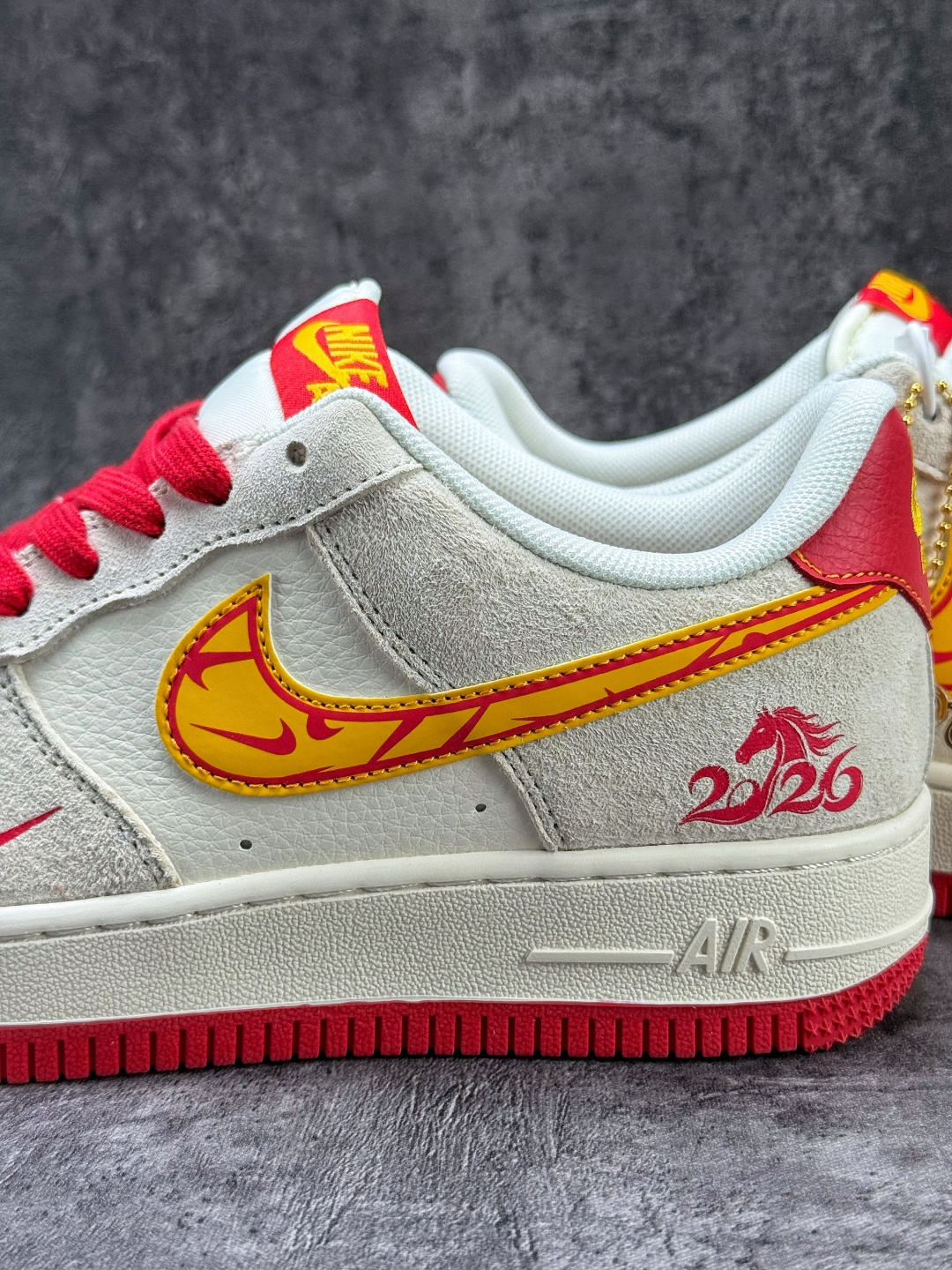 210 Nike Air Force 1 Low 07 马年限定 灰白红小勾 XT6998-140-Chinese UA Cheap High Quatity Brand Clothes Bags handbags Sneakers wholesale wholesaler seller from China Factory suppliers Fashion Clothing Shoes best Quality Beautiful Price 210 Nike Air Force 1 Low 07 马年限定 灰白红小勾 XT6998-140