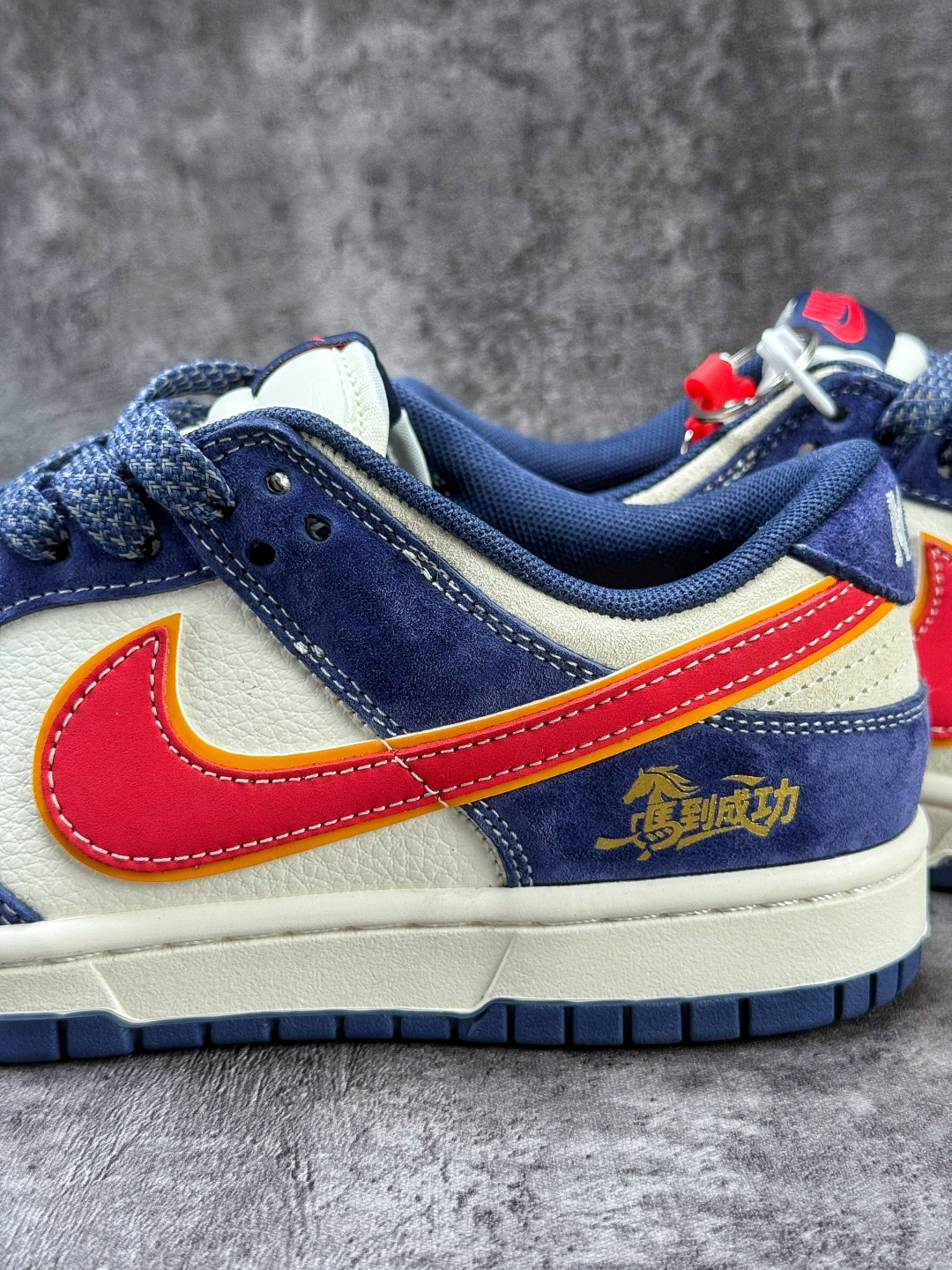 220 Nike SB Dunk Low 马年限定 蓝白红满天星 LX1988-818-Chinese UA Cheap High Quatity Brand Clothes Bags handbags Sneakers wholesale wholesaler seller from China Factory suppliers Fashion Clothing Shoes best Quality Beautiful Price 220 Nike SB Dunk Low 马年限定 蓝白红满天星 LX1988-818
