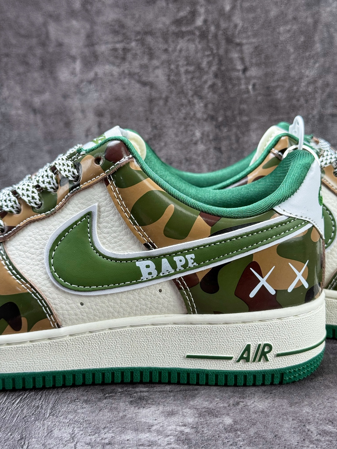 Nike Air Force 1 Low 07 x BAPE 迷彩绿白满天星 SY1388-032 Nike Air Force 1 Low 07 x BAPE 迷彩绿白满天星 SY1388-032