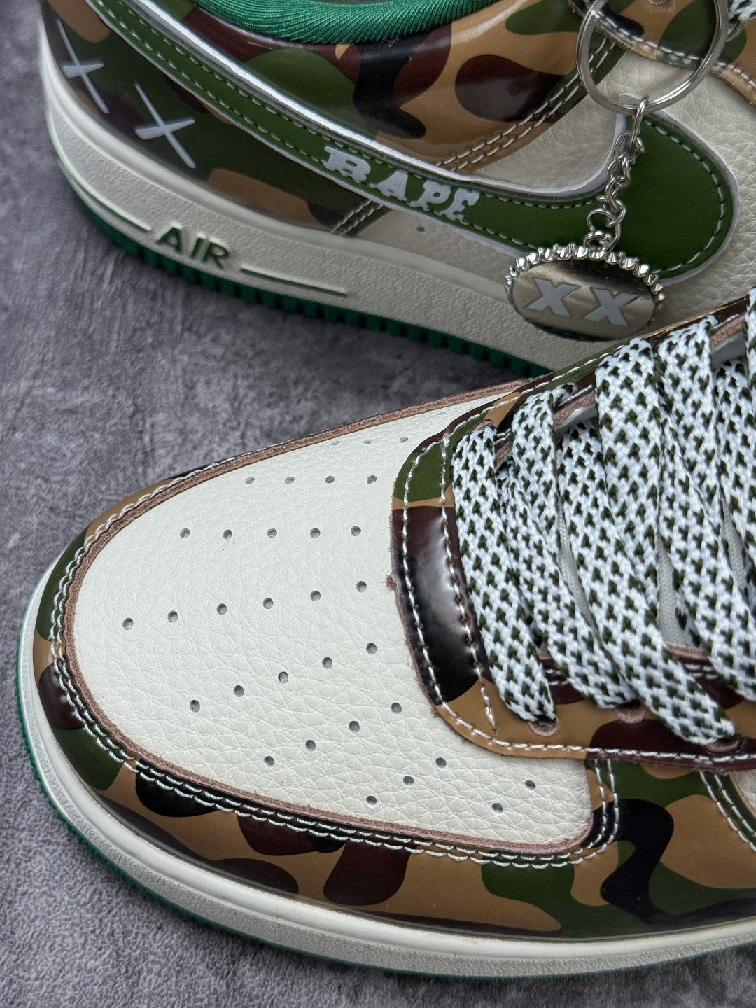 Nike Air Force 1 Low 07 x BAPE 迷彩绿白满天星 SY1388-032 Nike Air Force 1 Low 07 x BAPE 迷彩绿白满天星 SY1388-032
