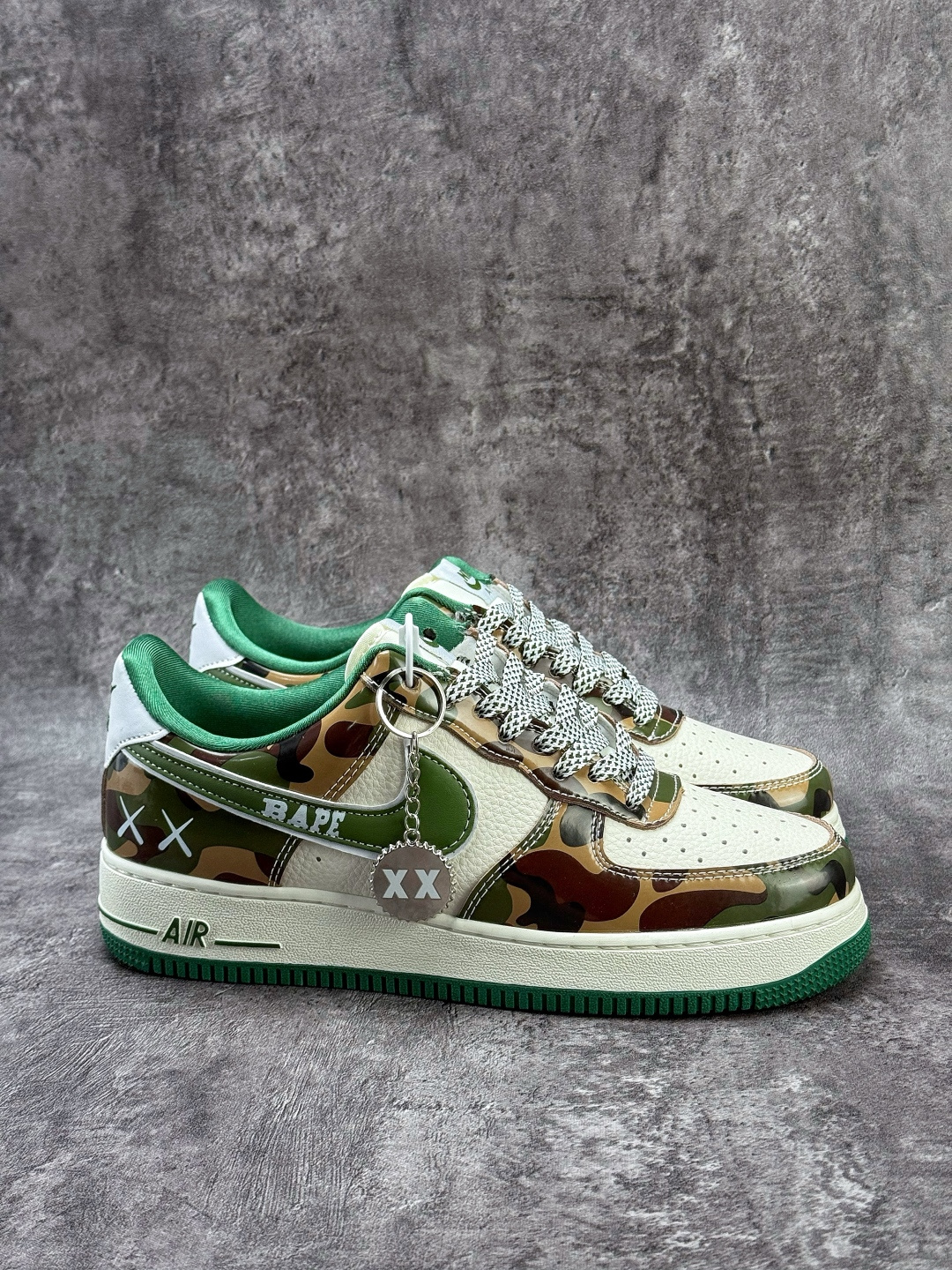 Nike Air Force 1 Low 07 x BAPE 迷彩绿白满天星 SY1388-032 Nike Air Force 1 Low 07 x BAPE 迷彩绿白满天星 SY1388-032