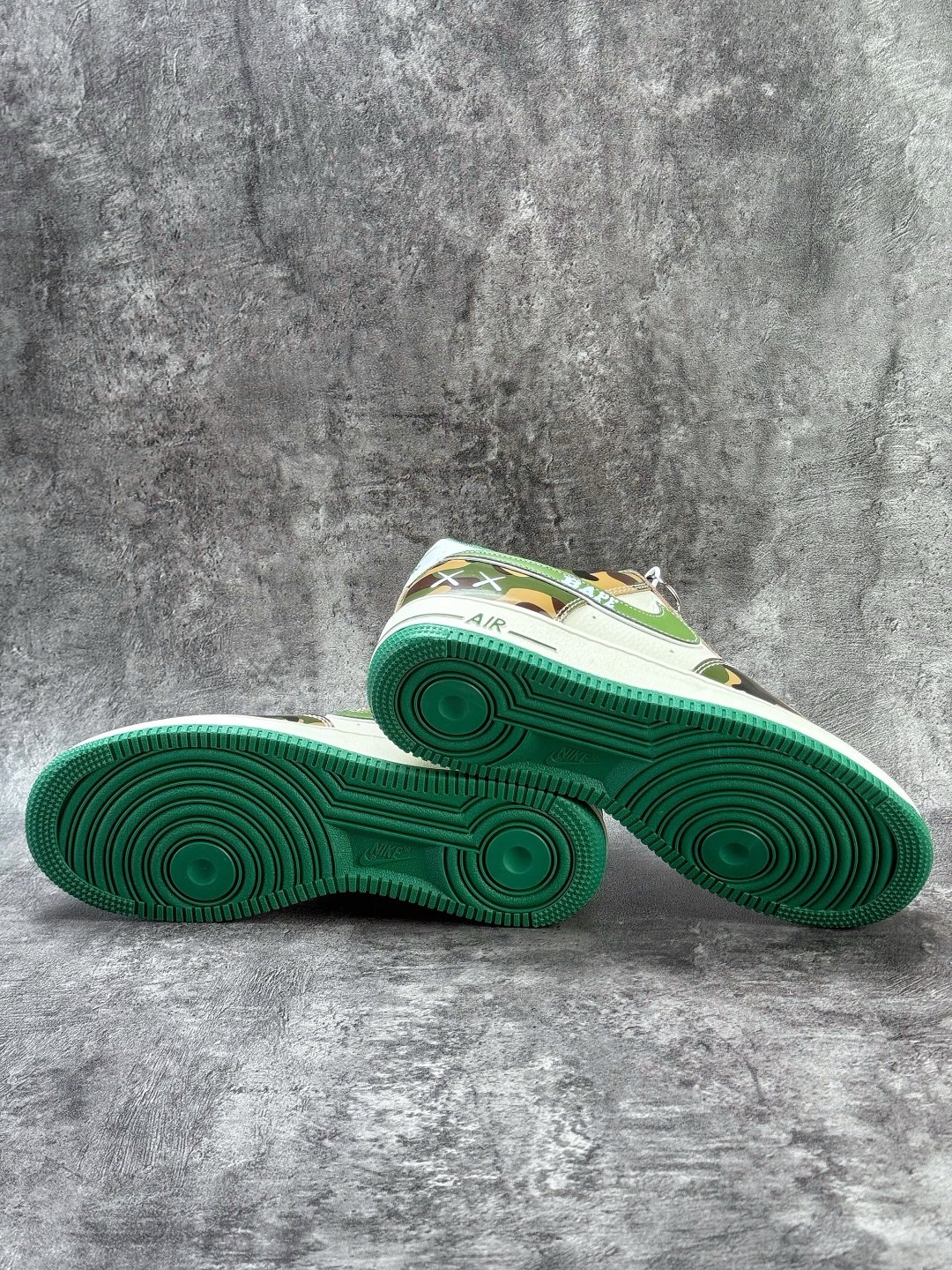 Nike Air Force 1 Low 07 x BAPE 迷彩绿白满天星 SY1388-032 Nike Air Force 1 Low 07 x BAPE 迷彩绿白满天星 SY1388-032