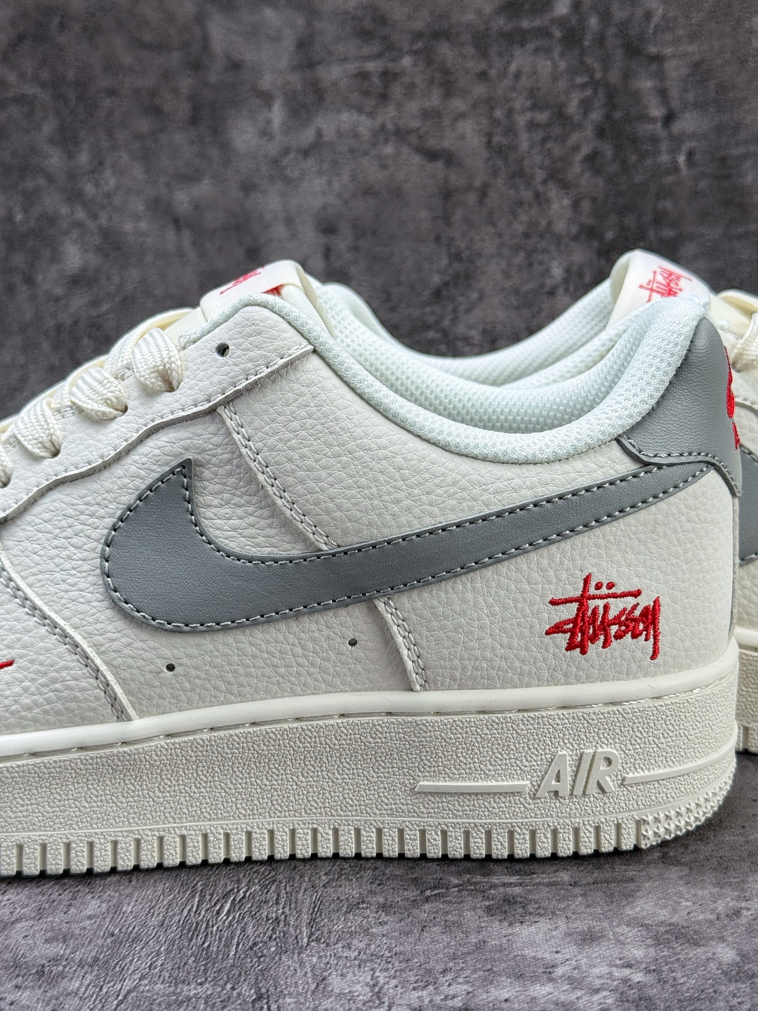 210 Nike Air Force 1 Low 07 x Stussy 白灰小勾 MM3399-803